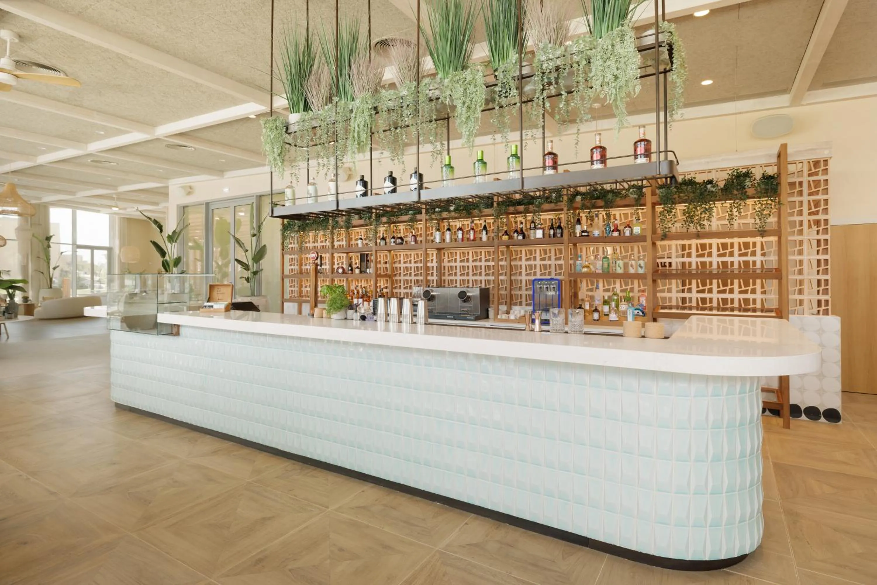 Lounge or bar in Verdelago Resort