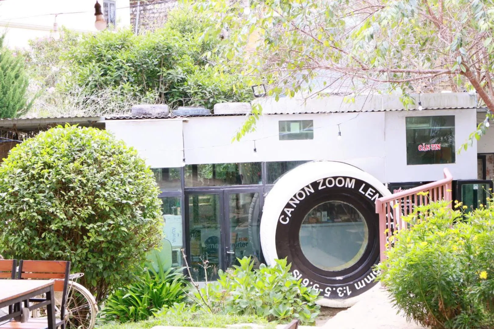 Restaurant/places to eat in Otel Hotel Dalat