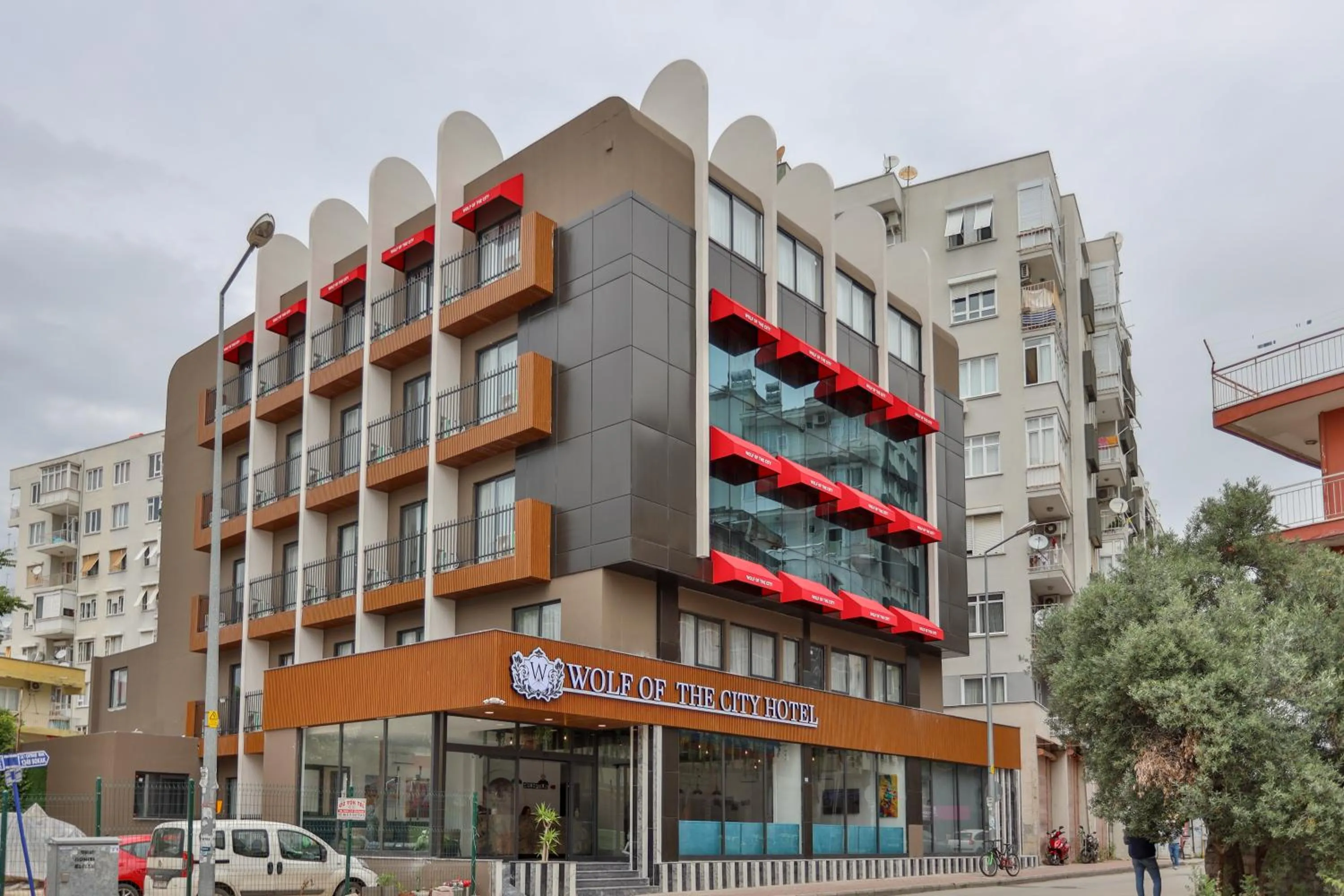 Property building in Wolf Of The City Hotel & Spa