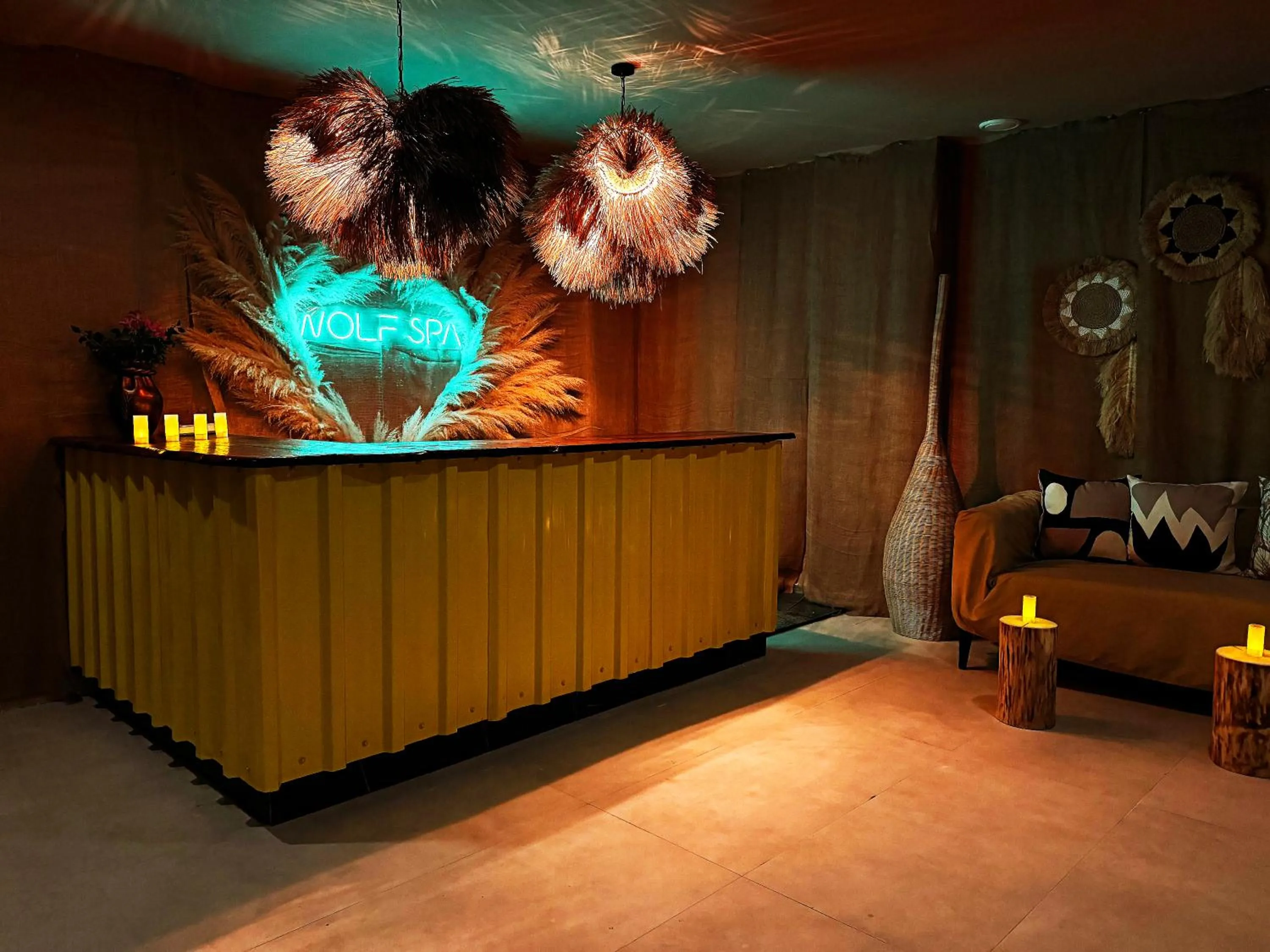 Massage in Wolf Of The City Hotel & Spa