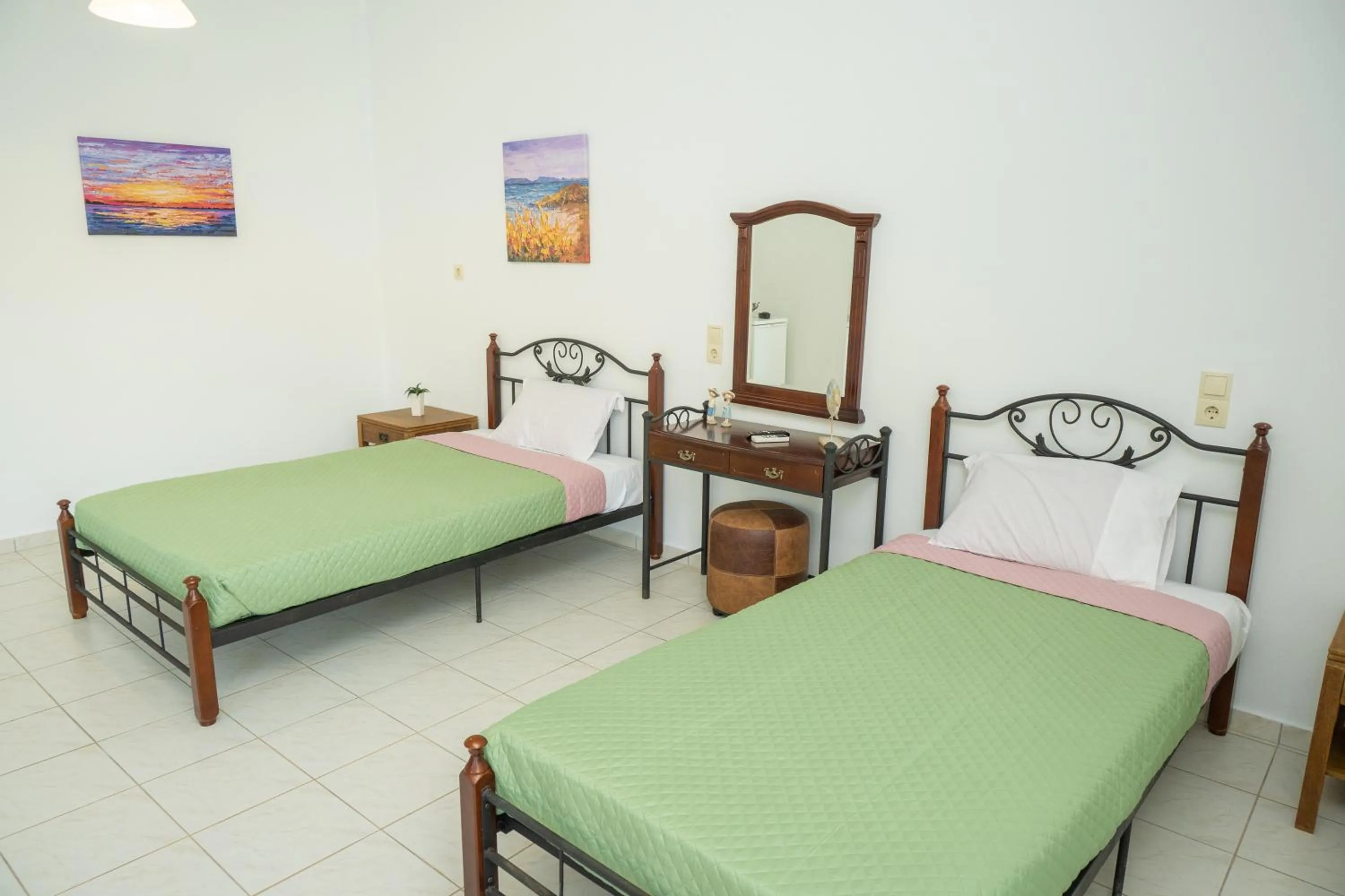 Bedroom, Bed in Almy Beach Hotel