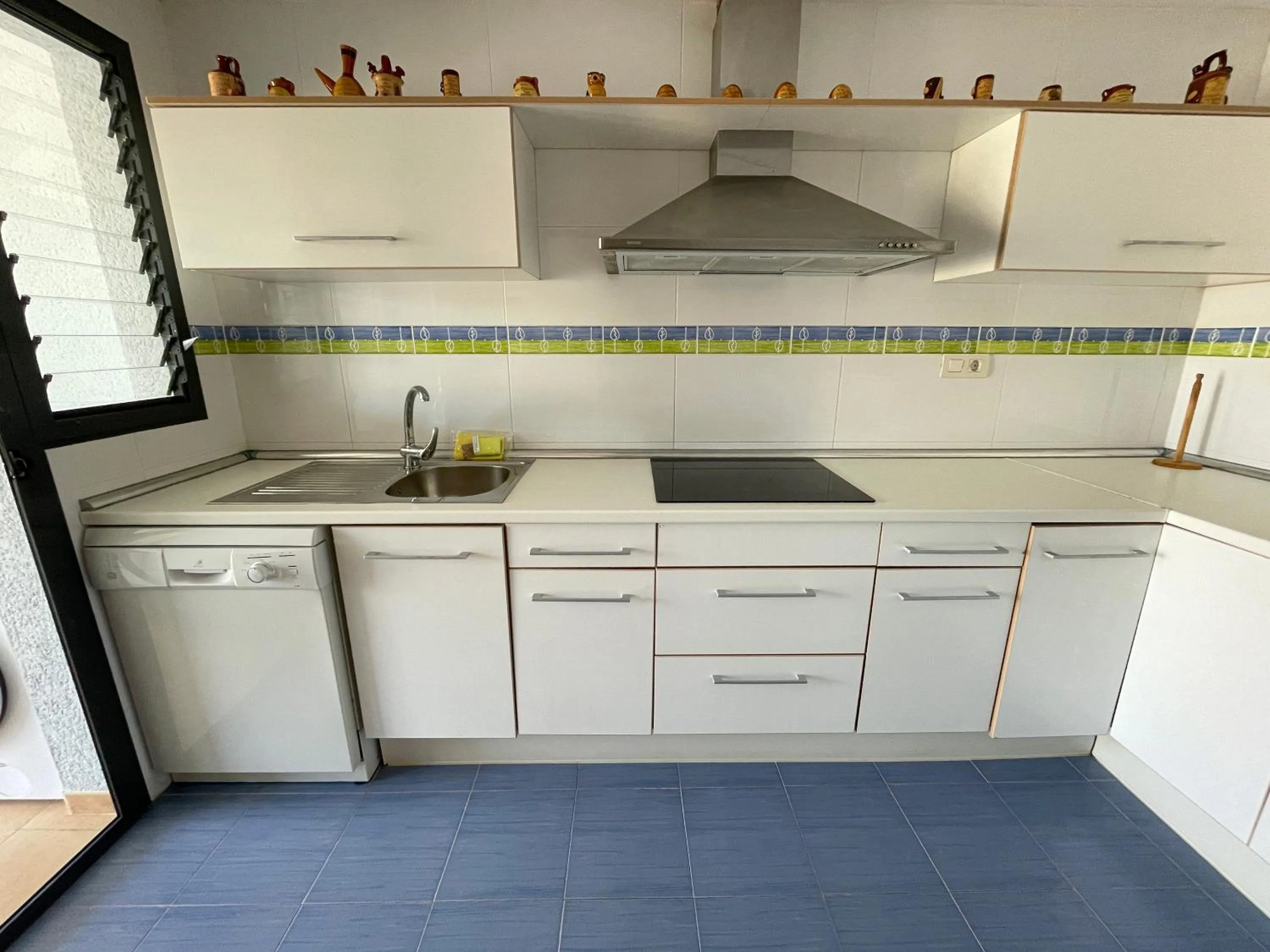 Kitchen or kitchenette in Oropesa Ciudad de Vacaciones 3000