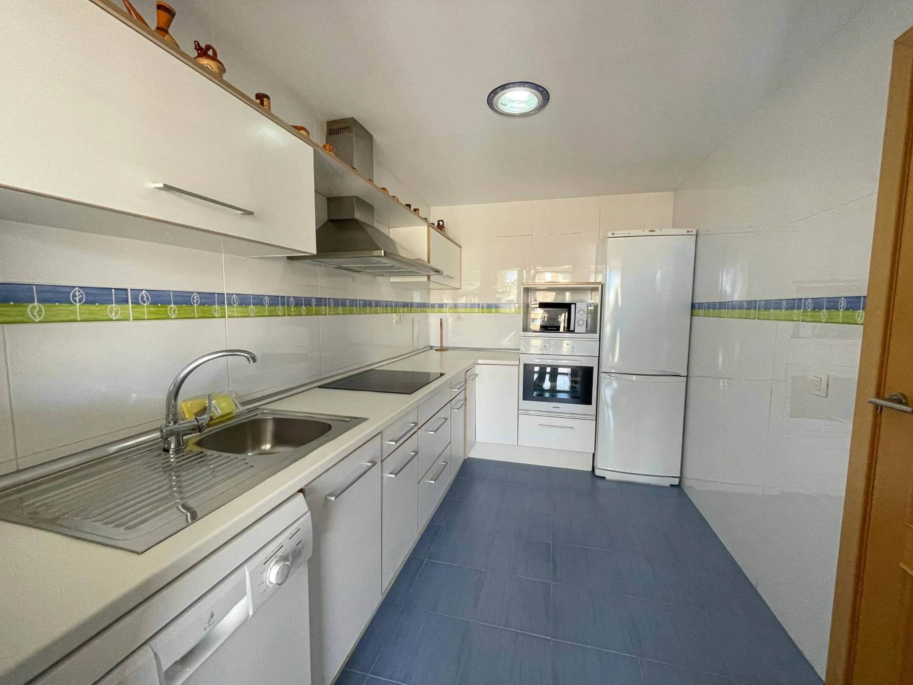 Kitchen or kitchenette in Oropesa Ciudad de Vacaciones 3000