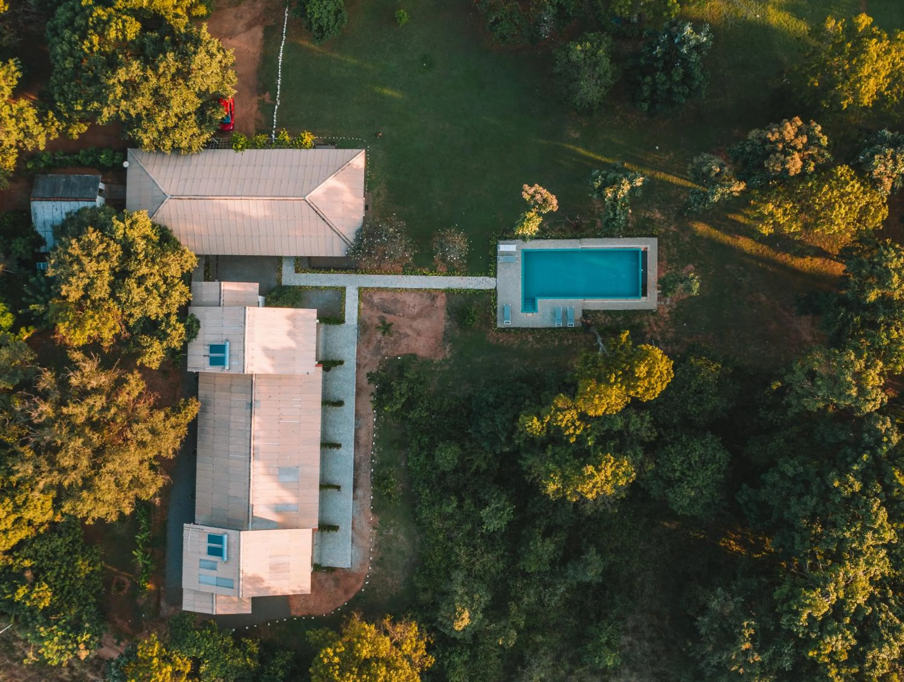 Bird's eye view in Sevanagama