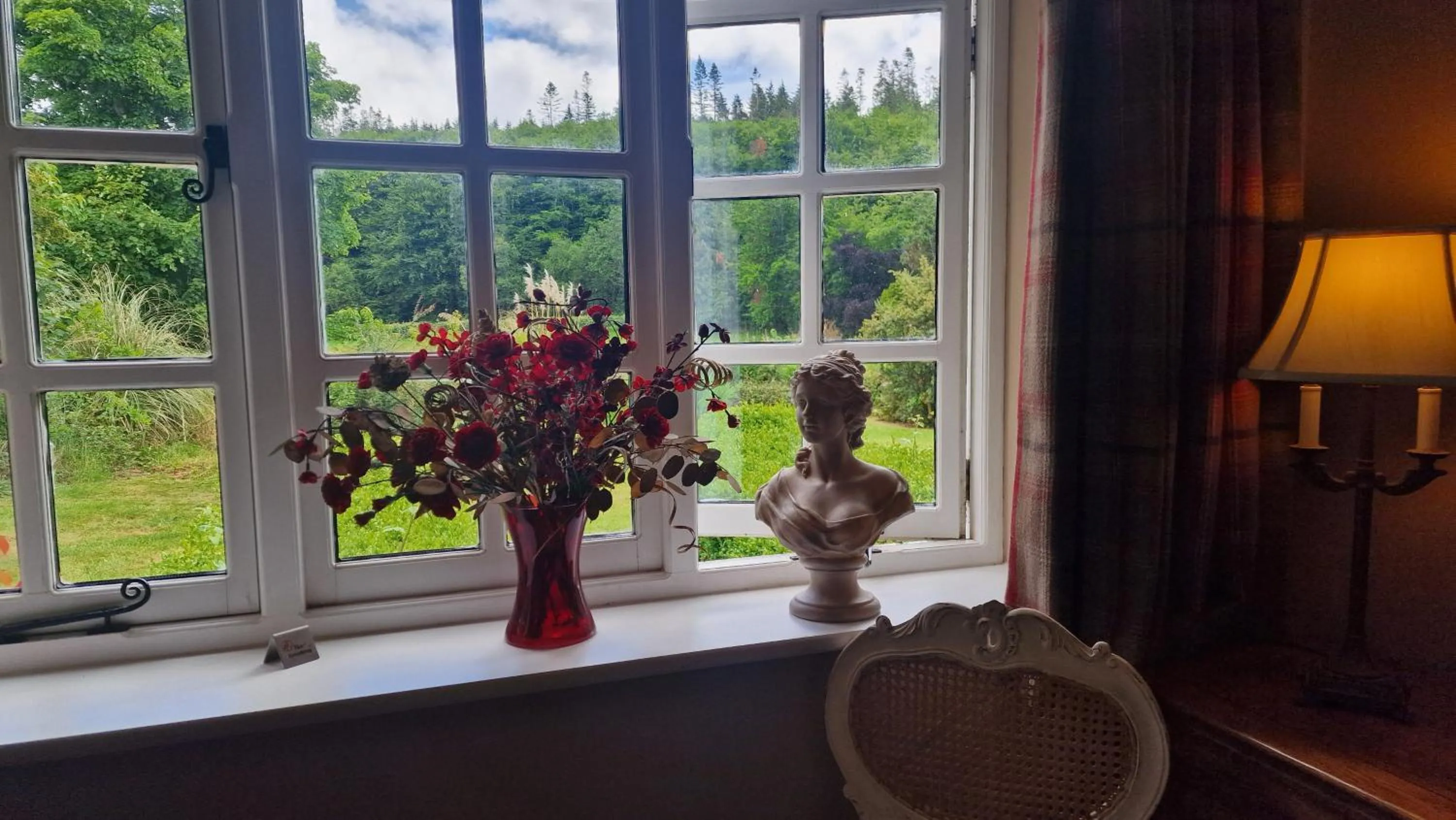 Garden in Glyn Isa Country House luxury self catering accommodation