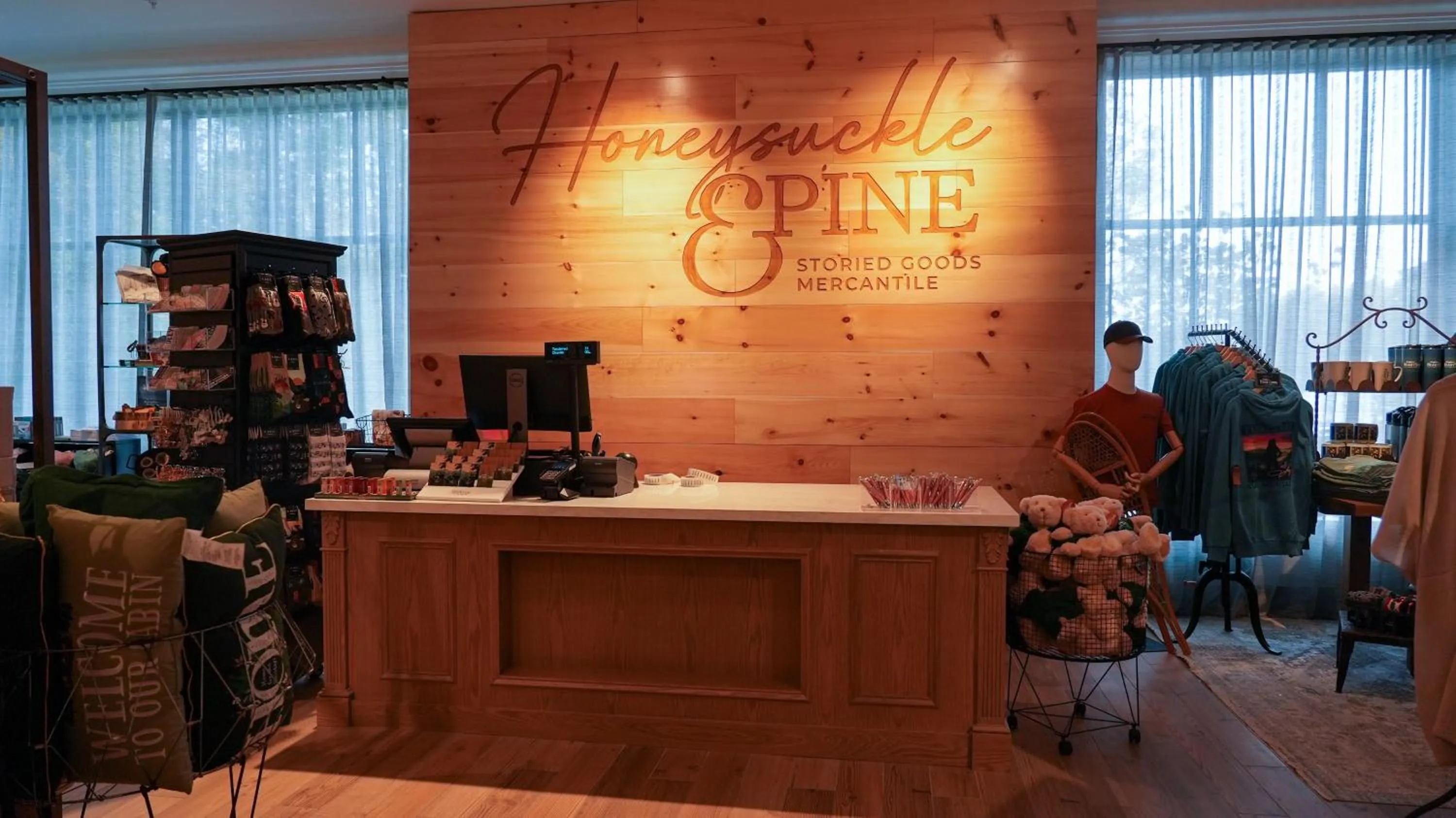 Shopping Area in Dollywood's HeartSong Lodge & Resort