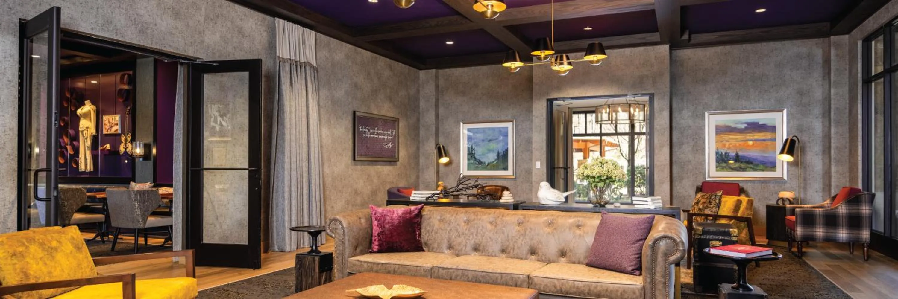 Lobby or reception in Dollywood's HeartSong Lodge & Resort