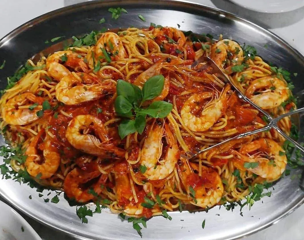 Restaurant/places to eat in Assembly Hotel