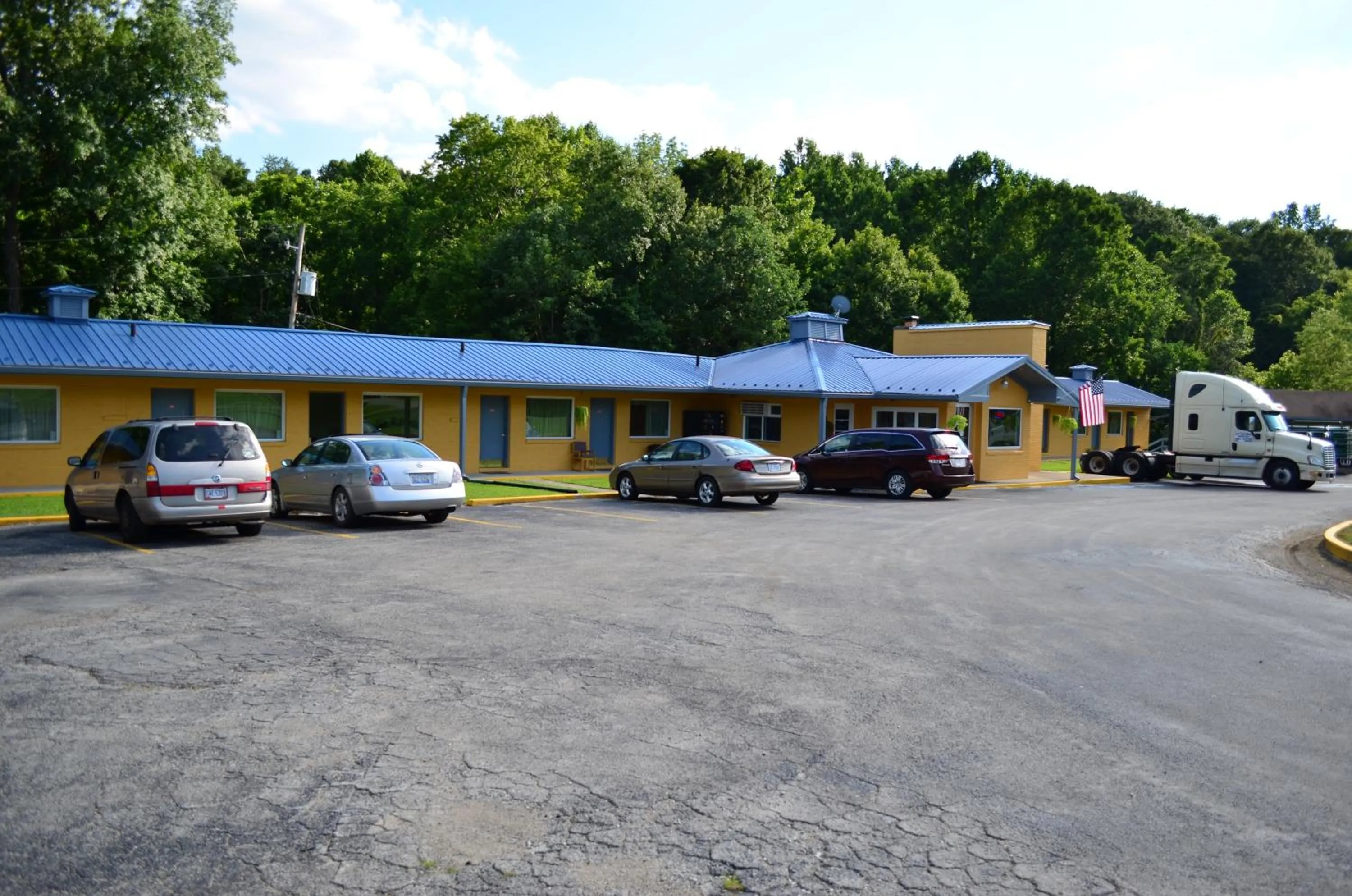 Property building in Greystone Motel