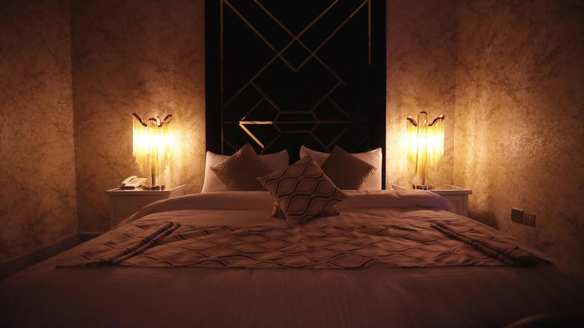 Bedroom in Al Nabarees Al Masi Hotel