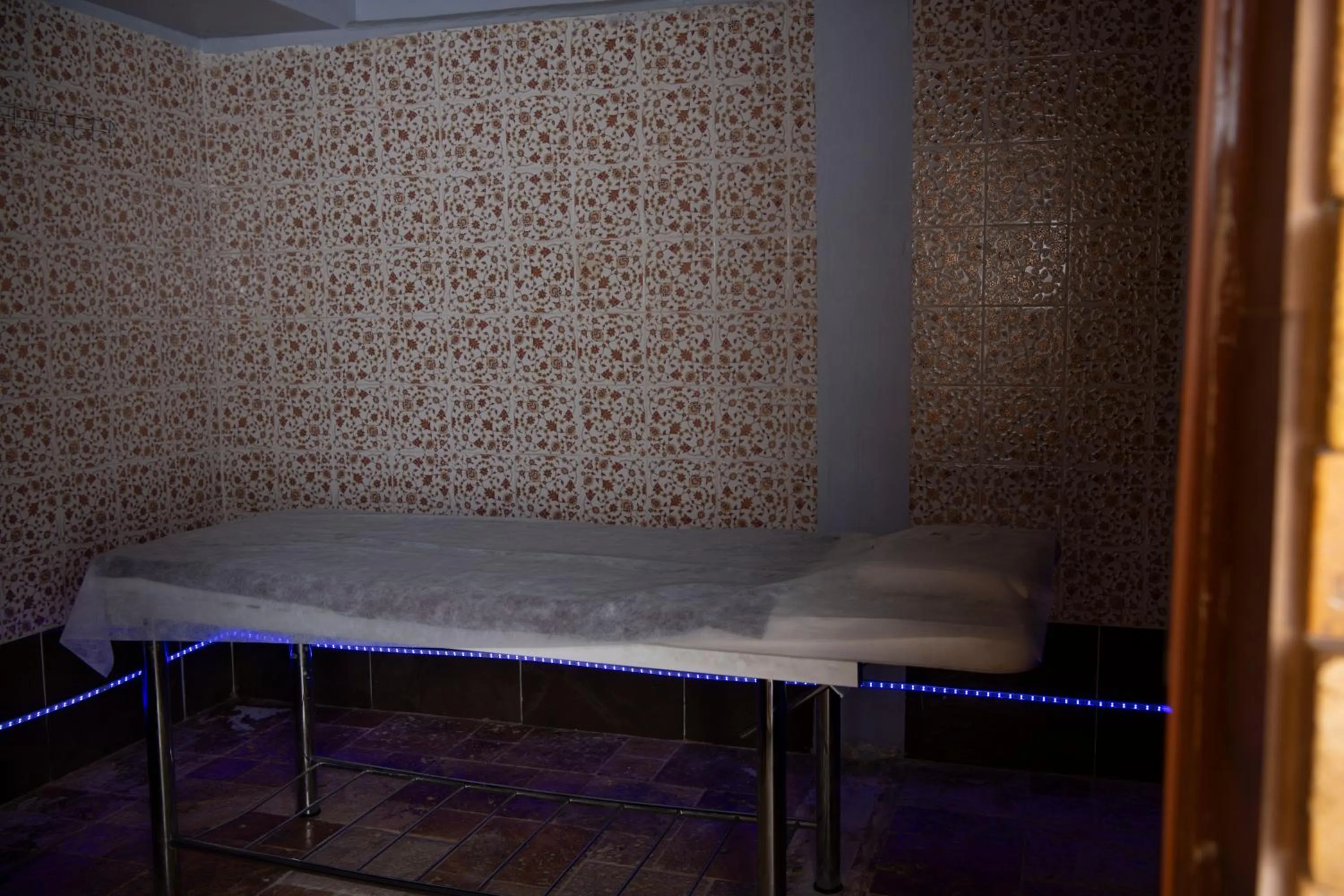 Hot Tub in Al Nabarees Al Masi Hotel