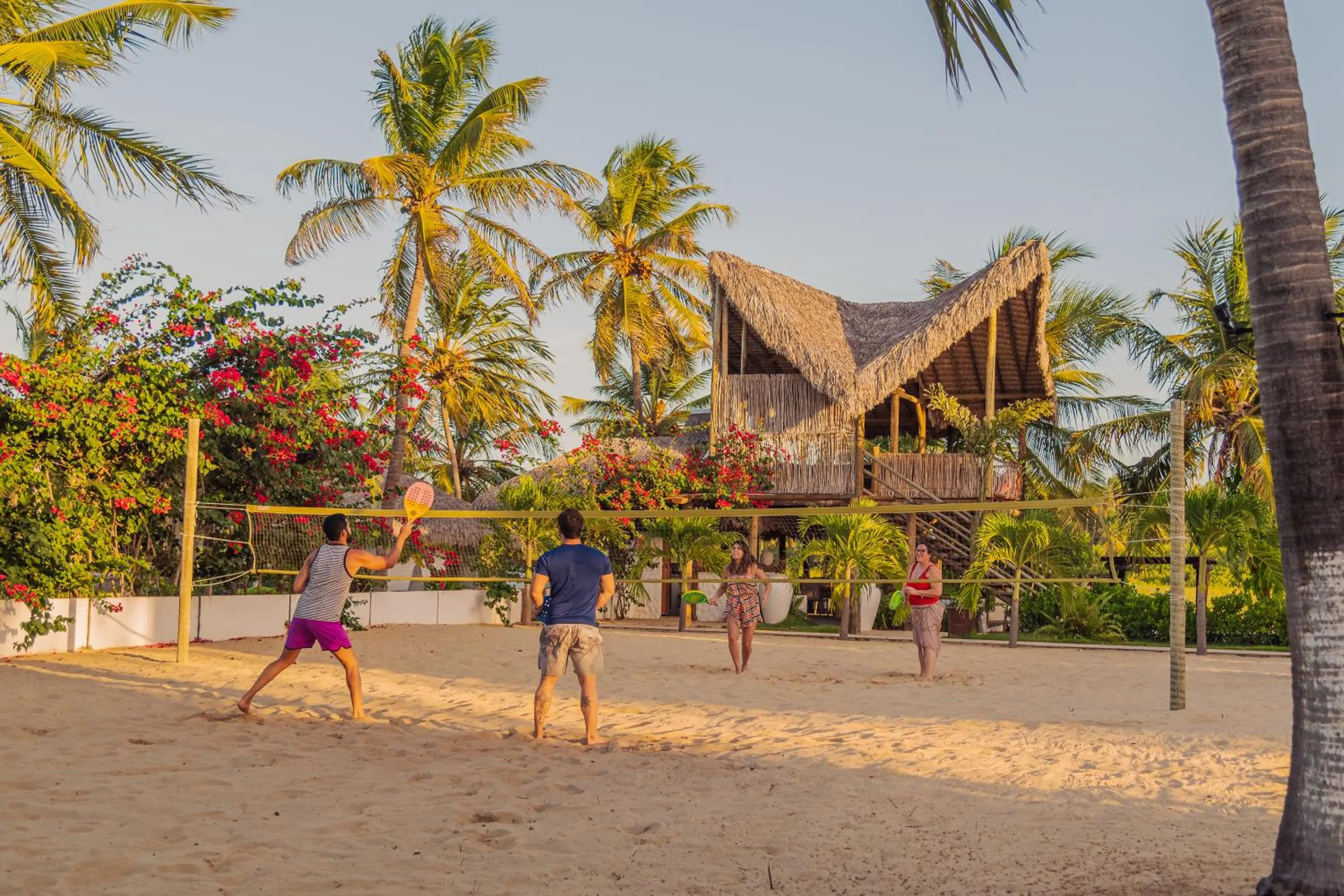Tennis court in Moriá Eco Lodge