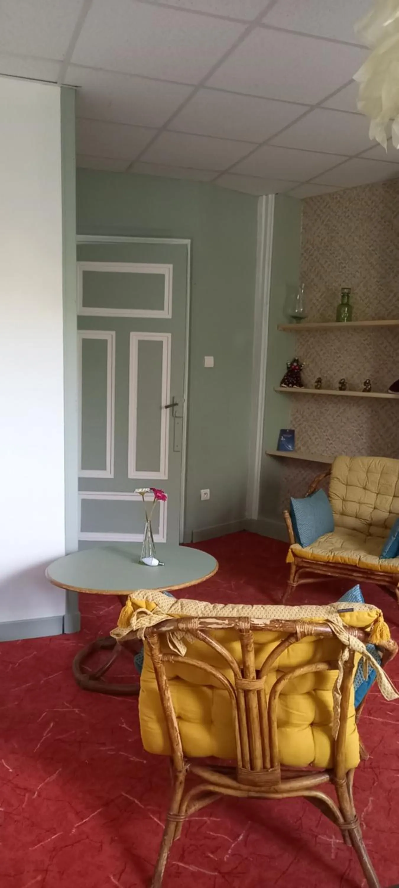 Seating Area in Les ressources d'Epione