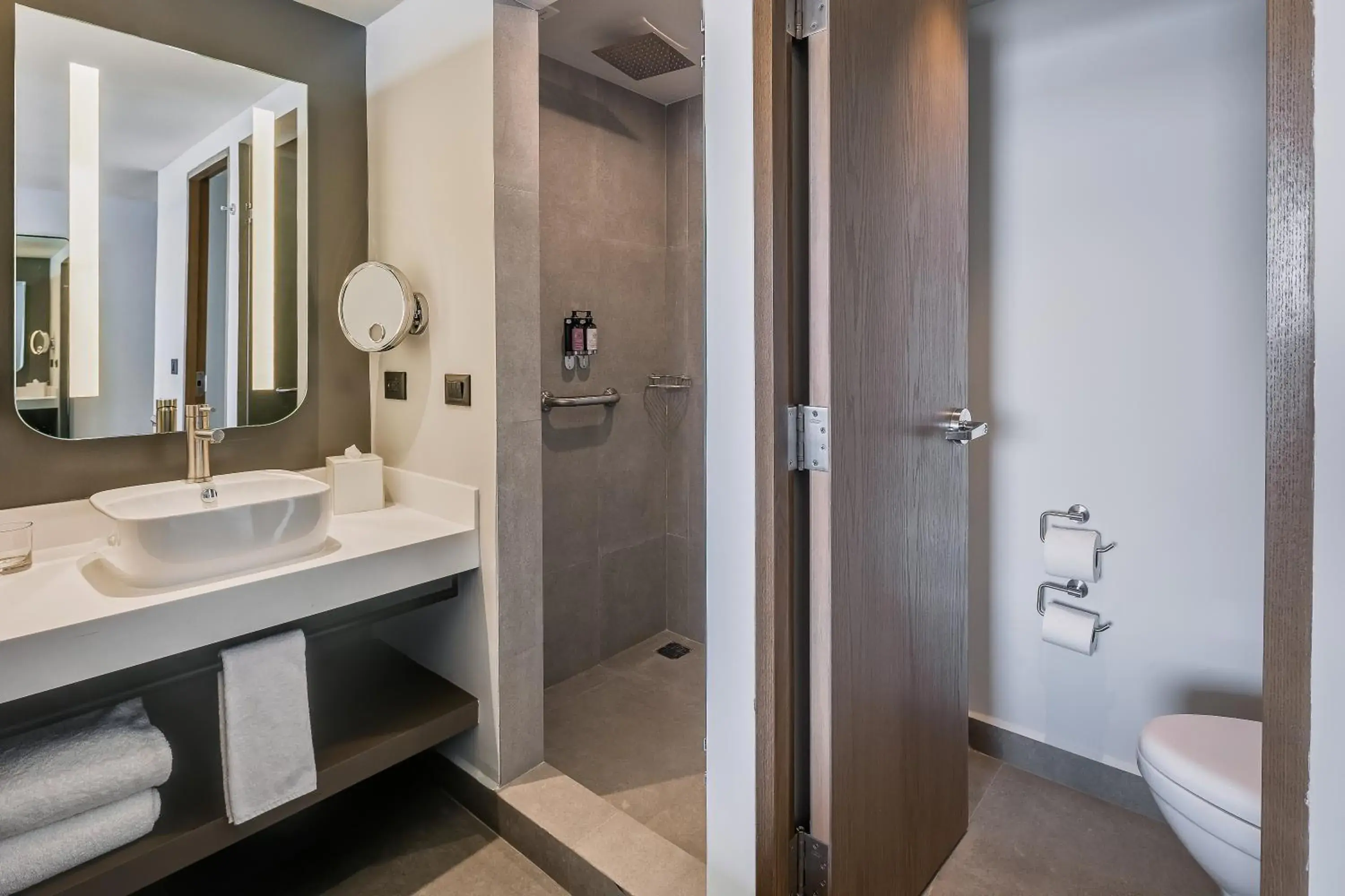 Deluxe Room 1 King in Fiesta Inn Mazatlán Deluxe Room 1 King in Fiesta Inn Mazatlán