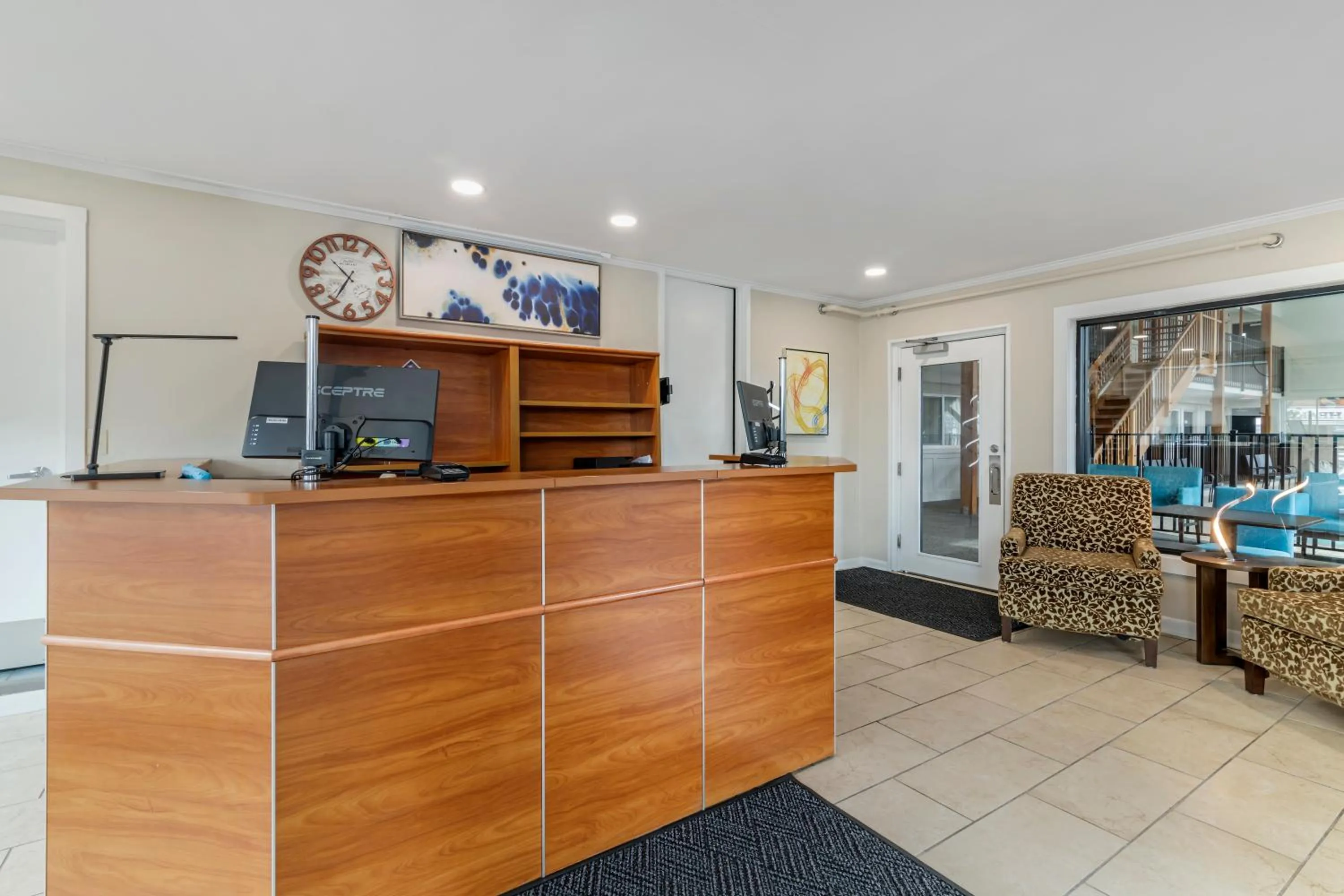 Lobby or reception in Downtown Dover Inn