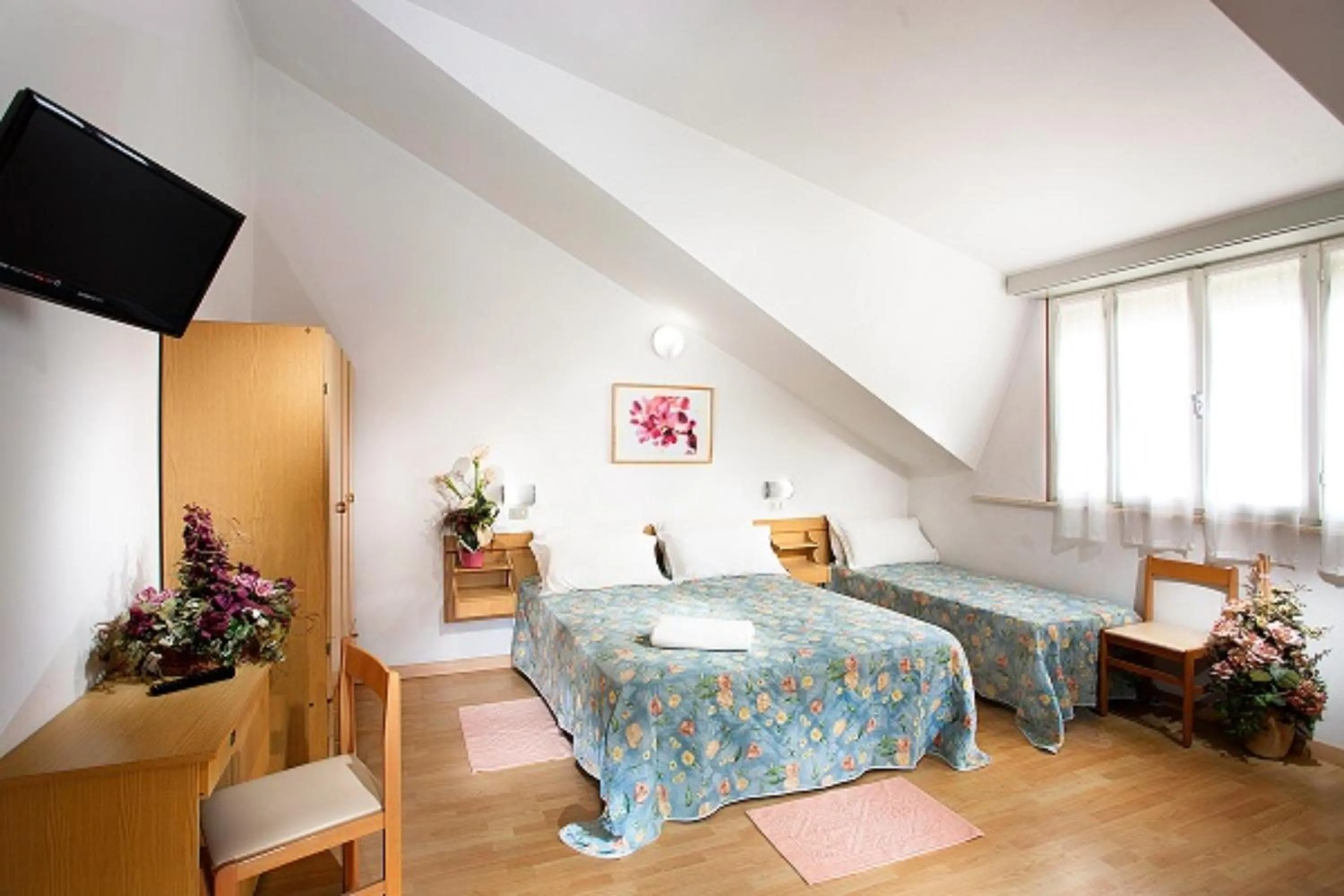Bed in Hotel Atis