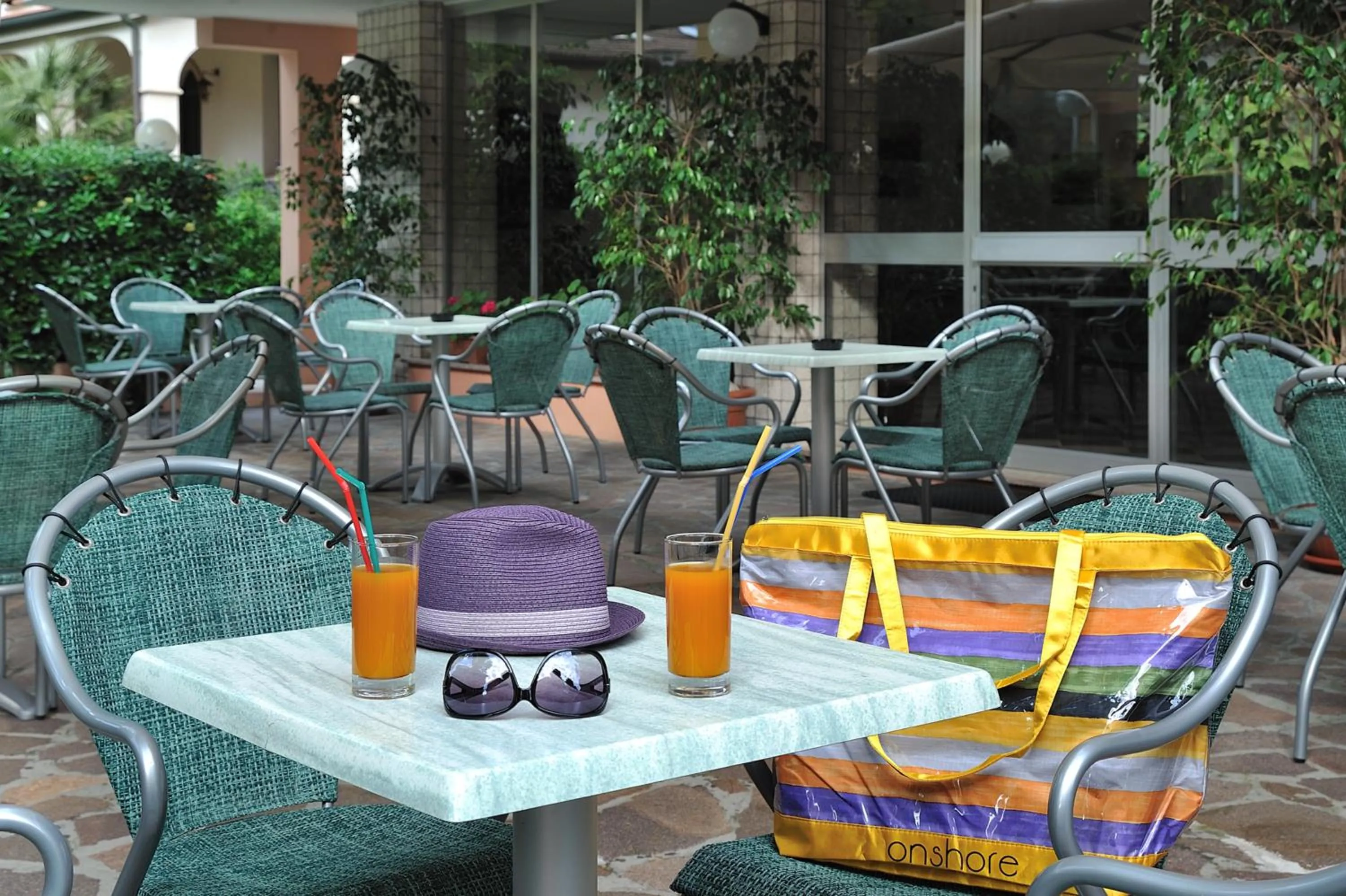 Patio in Hotel Atis