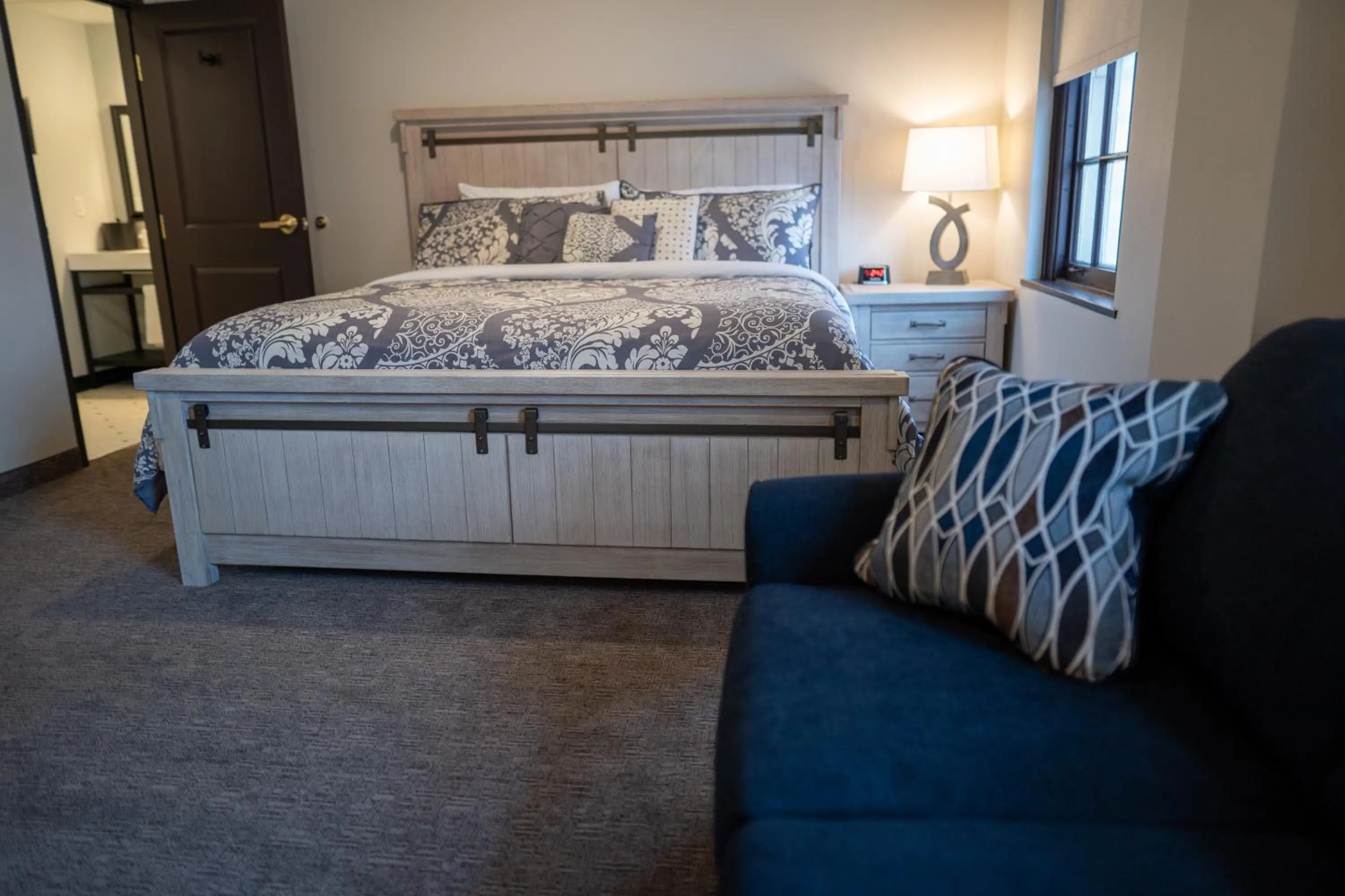 Bedroom, Bed in The Alonzo Ward Hotel
