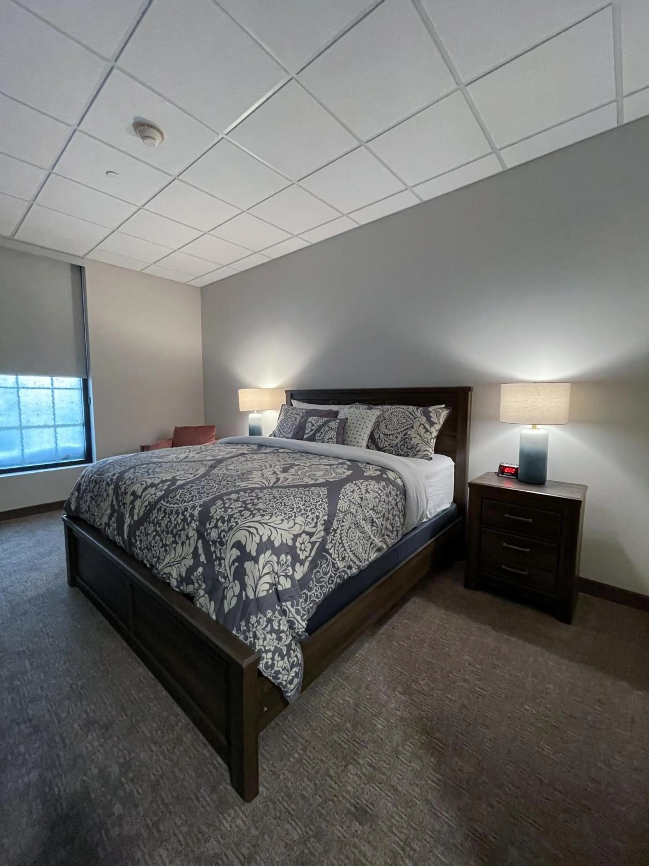 Bedroom, Bed in The Alonzo Ward Hotel