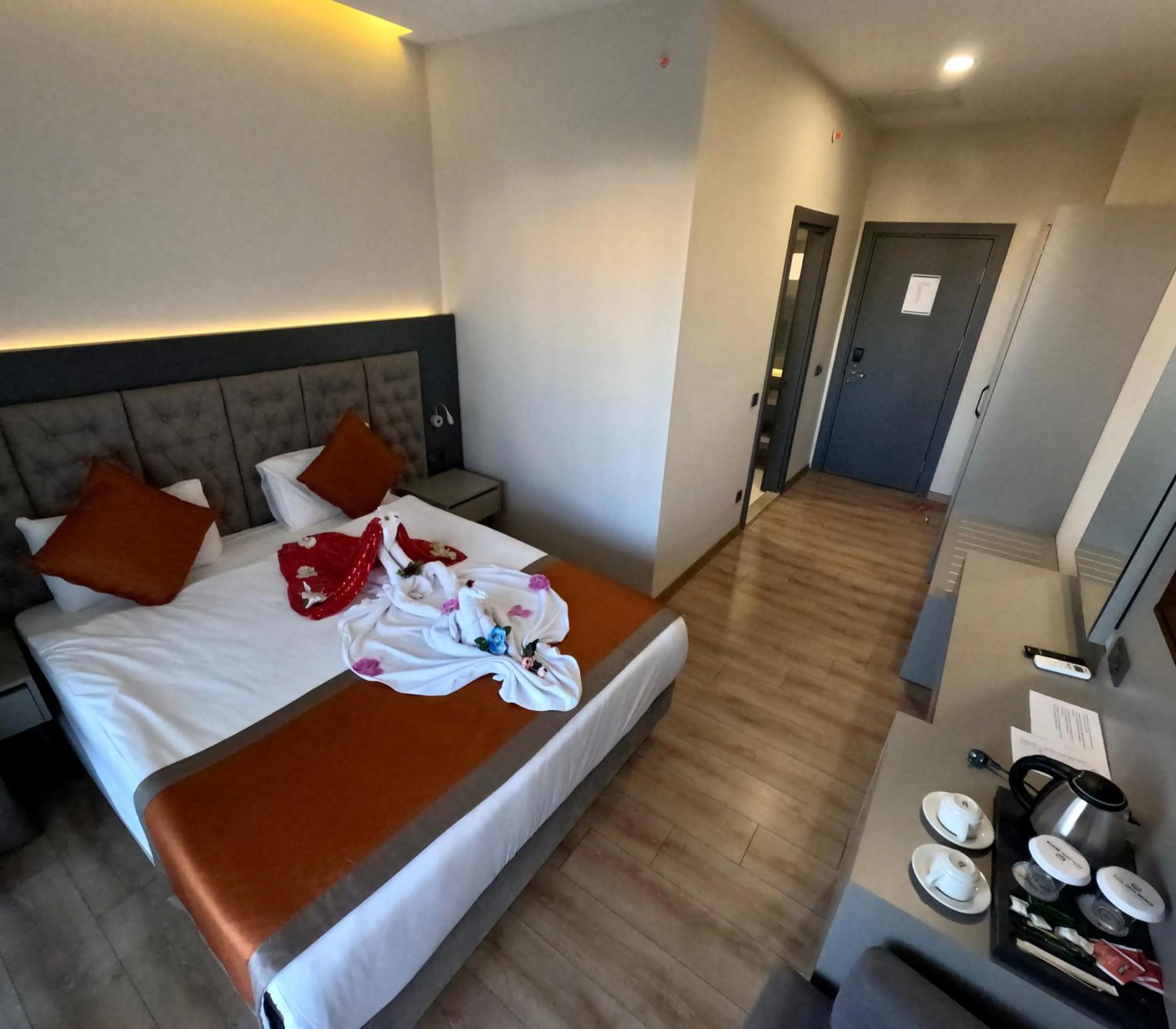 Bedroom, Bed in SiDE GOLDEN ROCK HOTEL&SPA