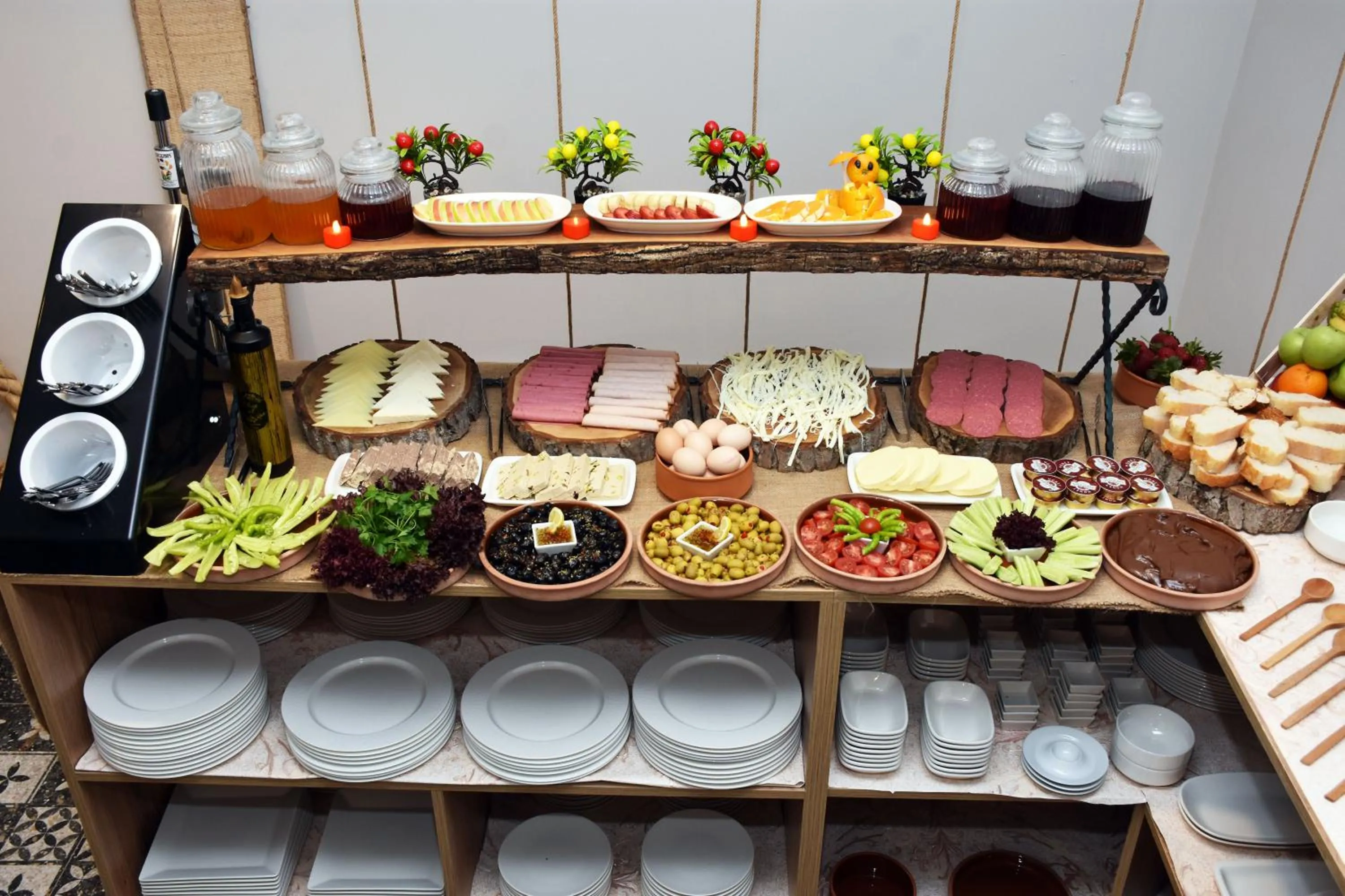 Food and drinks in Linda Port Hotel