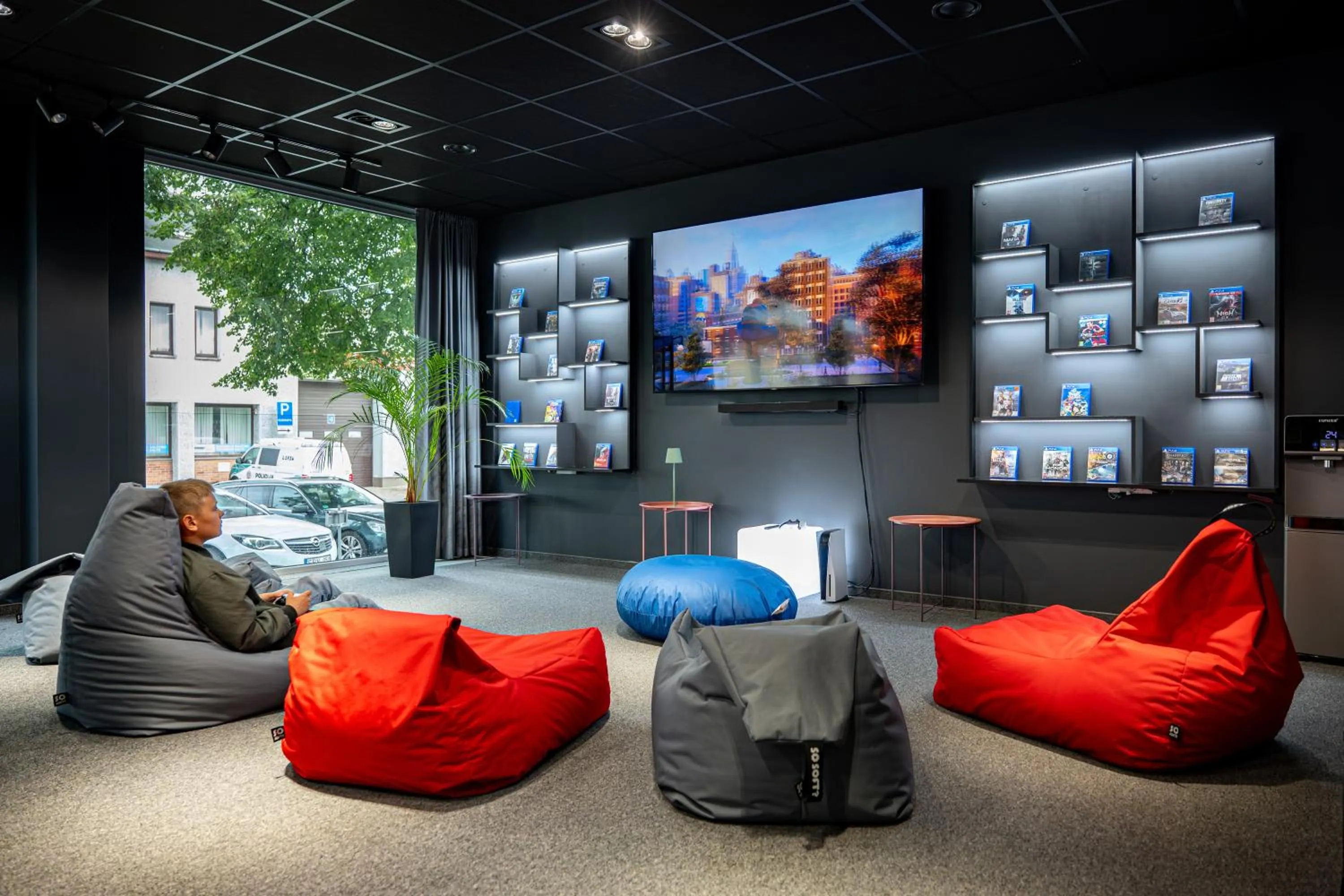 Game Room in Luna Self Check-in Hotel Klaipeda