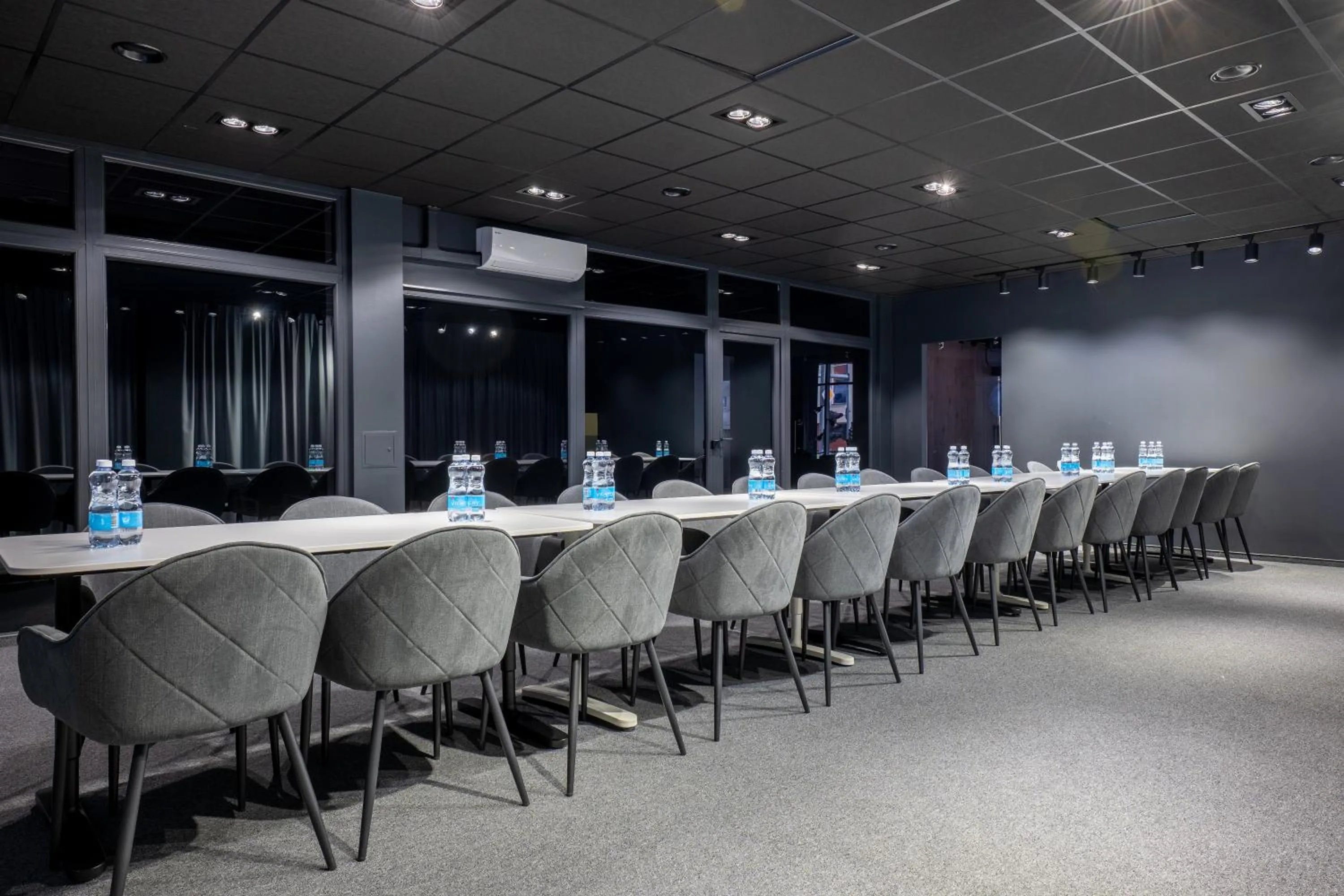 Meeting/conference room in Luna Self Check-in Hotel Klaipeda