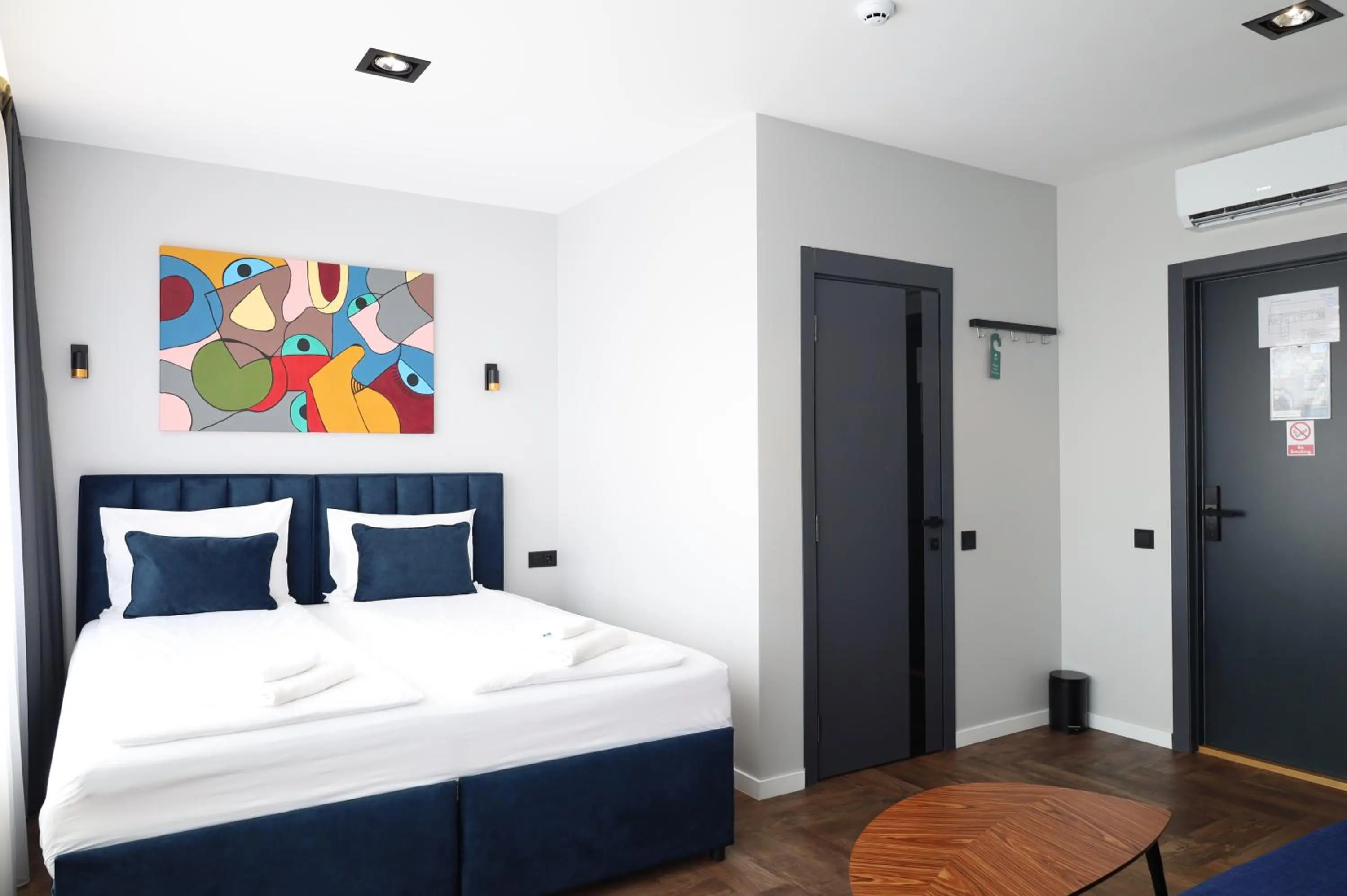 Bed in Luna Self Check-in Hotel Klaipeda