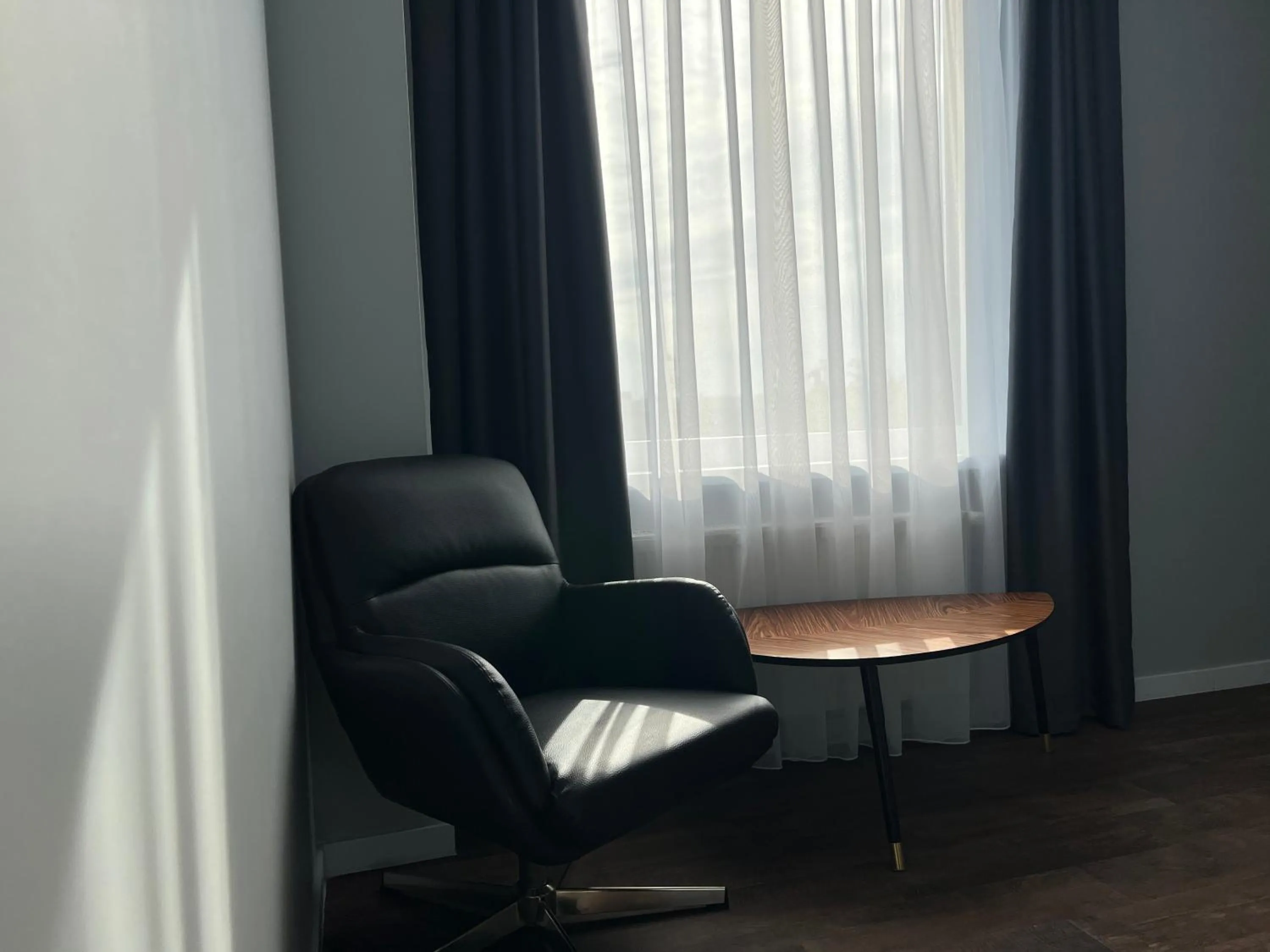 Seating area in Luna Self Check-in Hotel Klaipeda