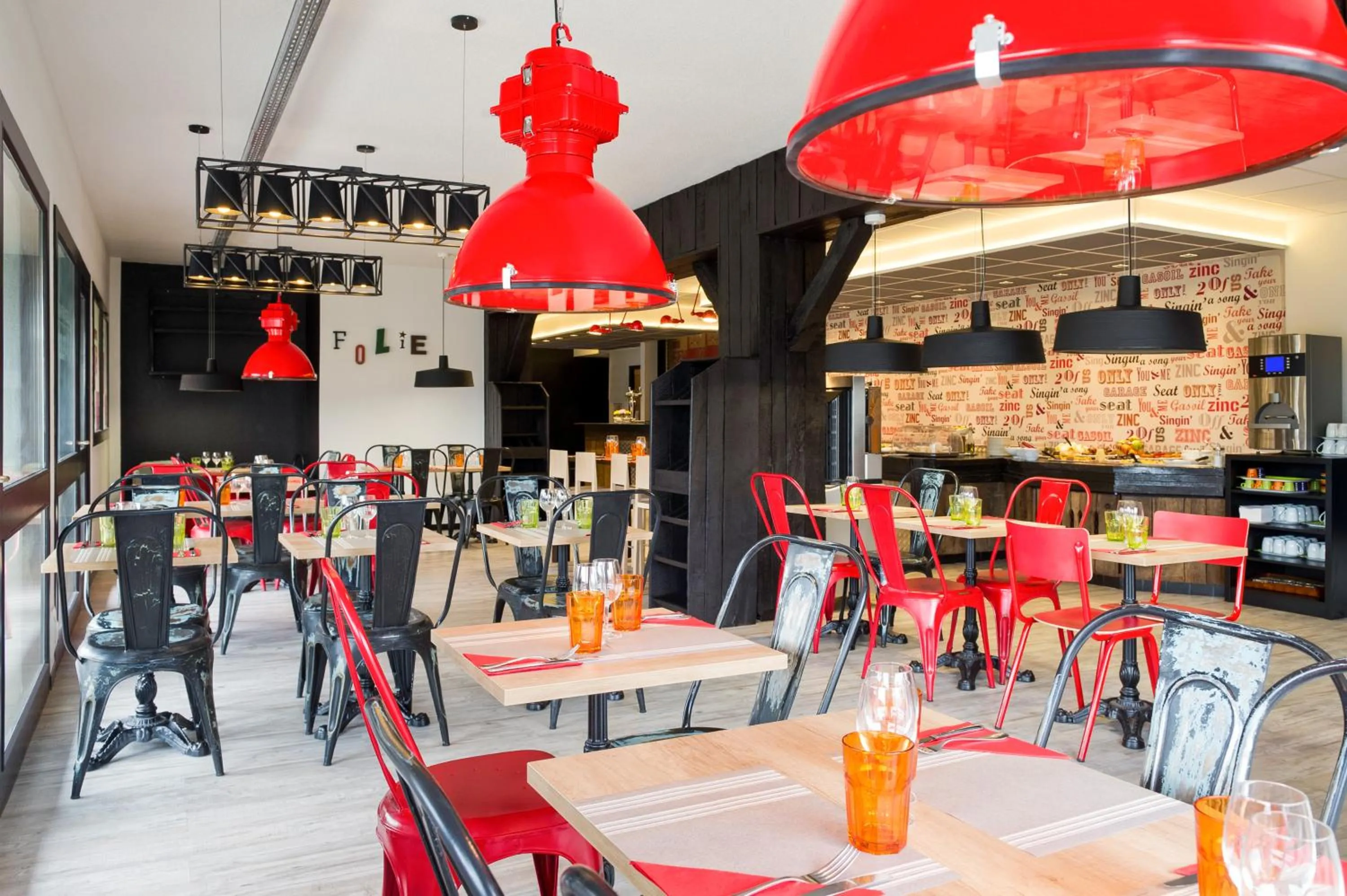 Restaurant/places to eat in ibis Styles Chartres Métropole