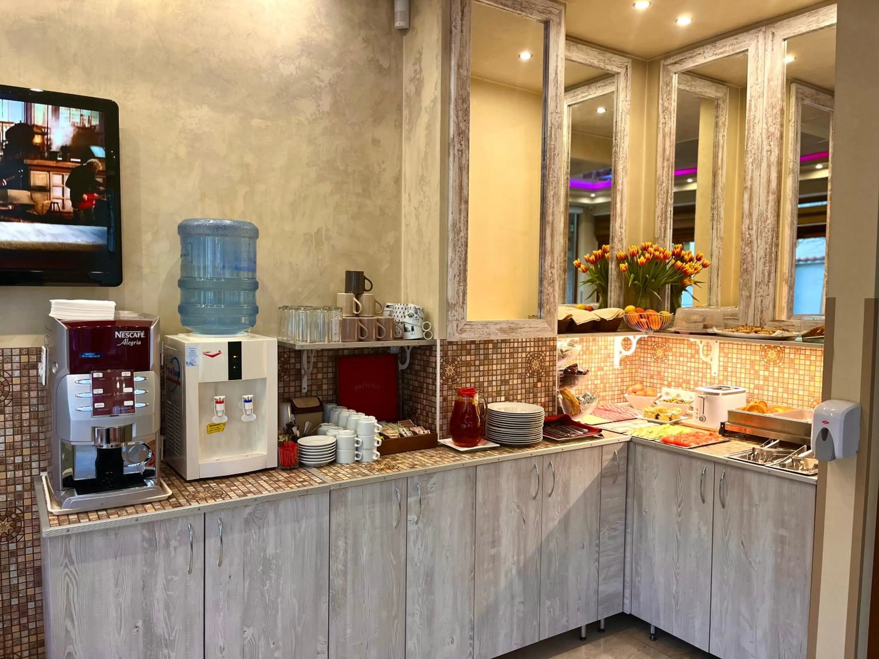 Breakfast in Hotel Adria