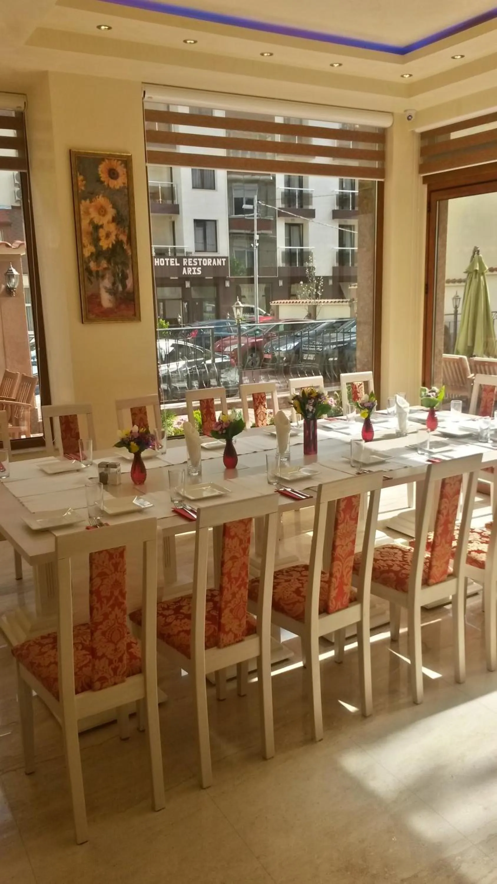 Restaurant/places to eat in Hotel Adria