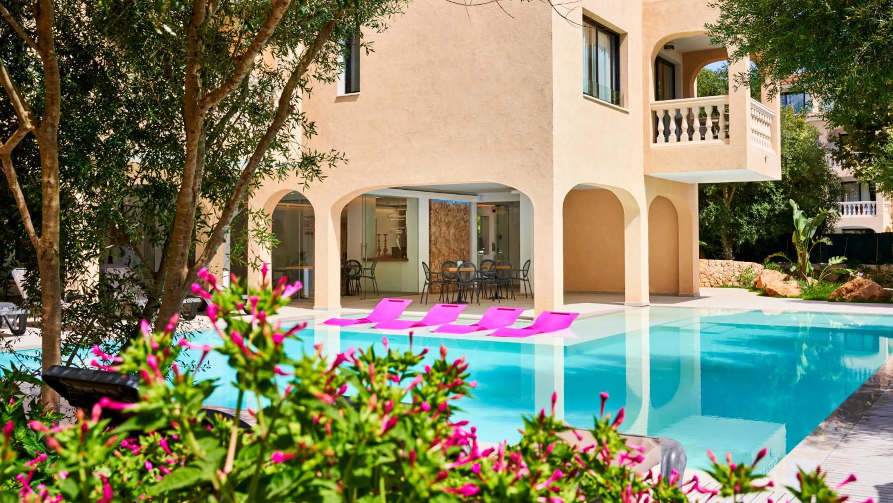 Lobby or reception in Apartamentos Sinfony