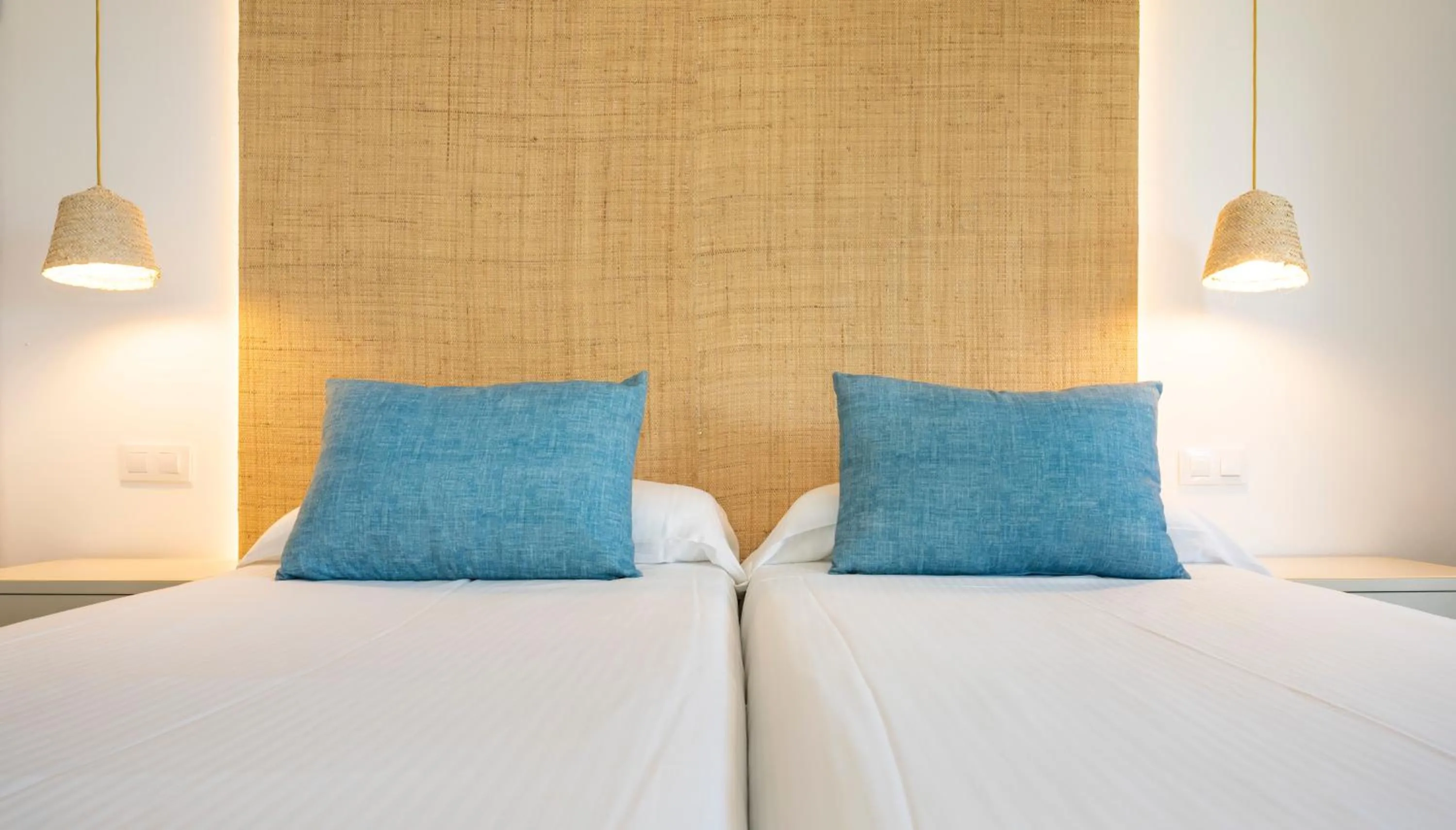 Bed in Apartamentos Sinfony