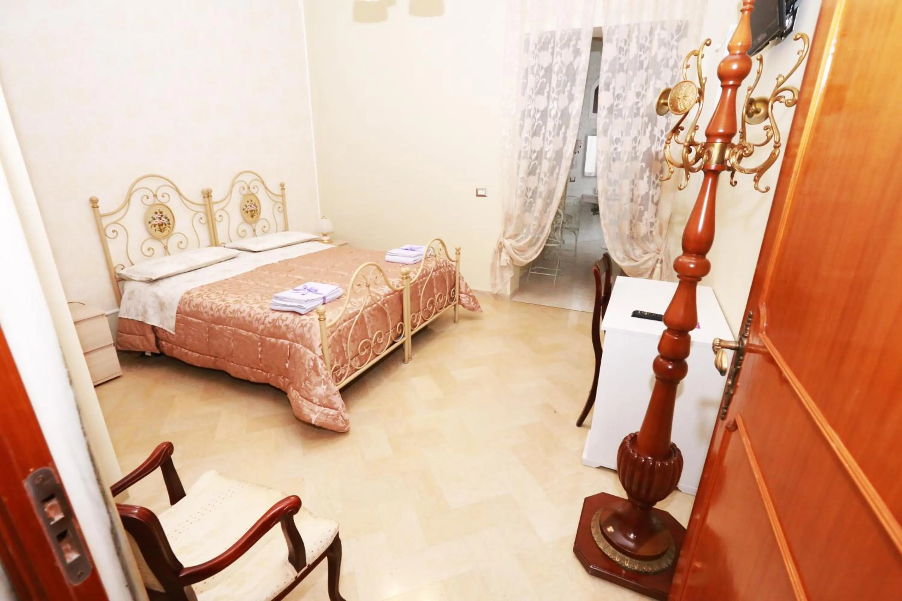 Photo of the whole room, Bed in Apulia 70 Holidays - Suites & Experiences