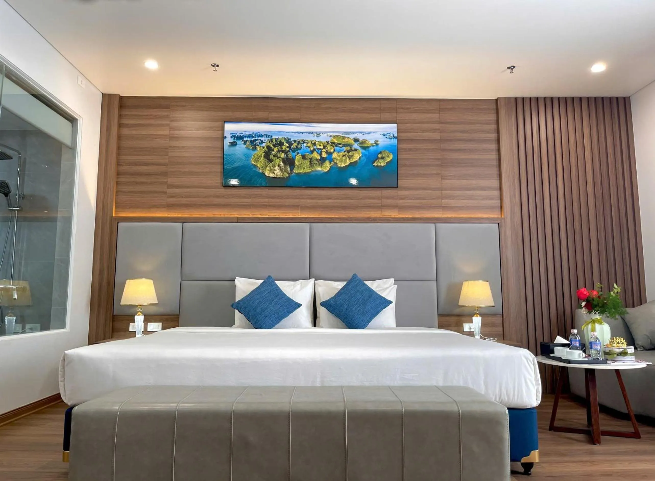 Bed in Central Halong Hotel