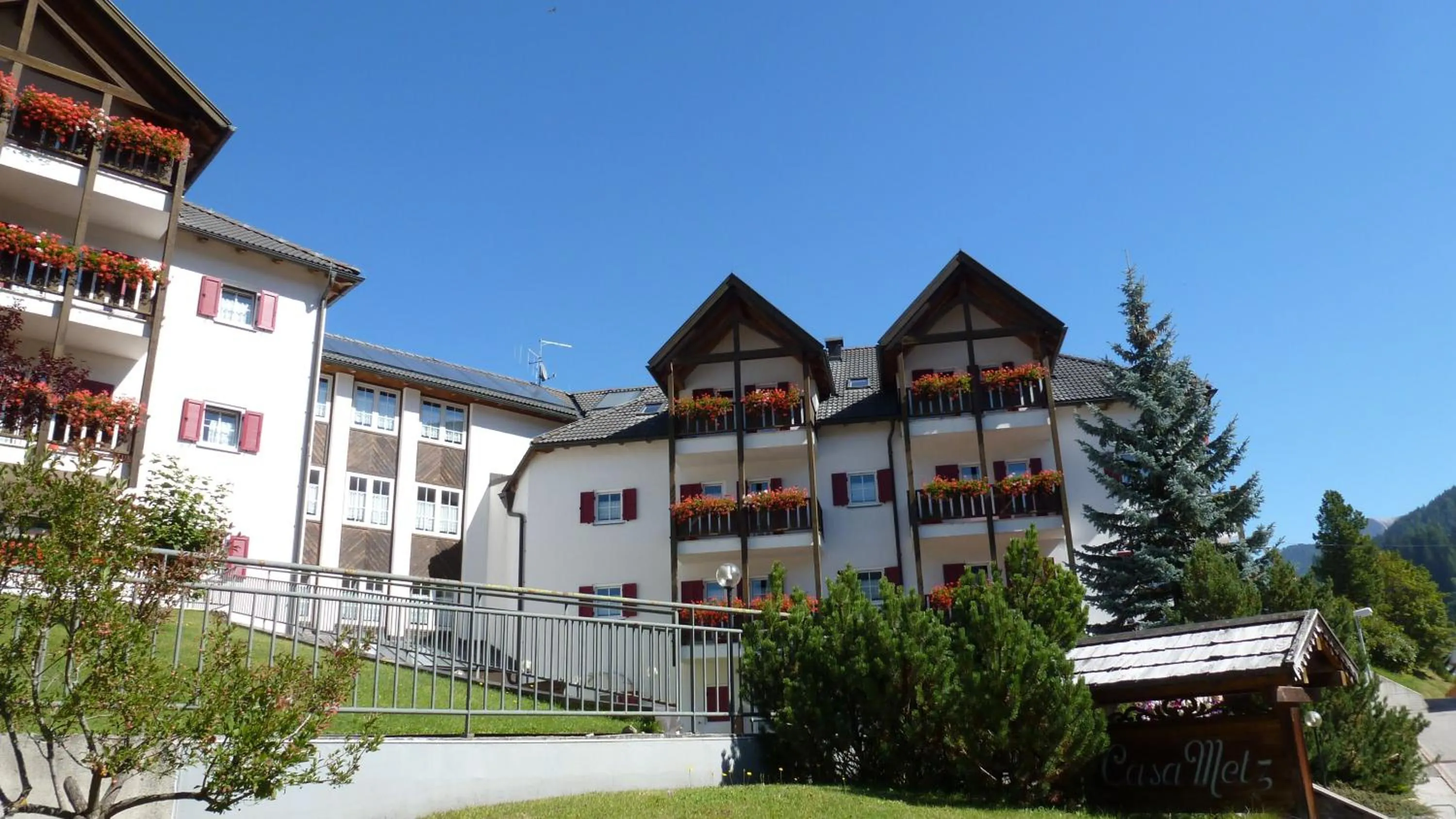 Facade/entrance in Residence Casa Metz