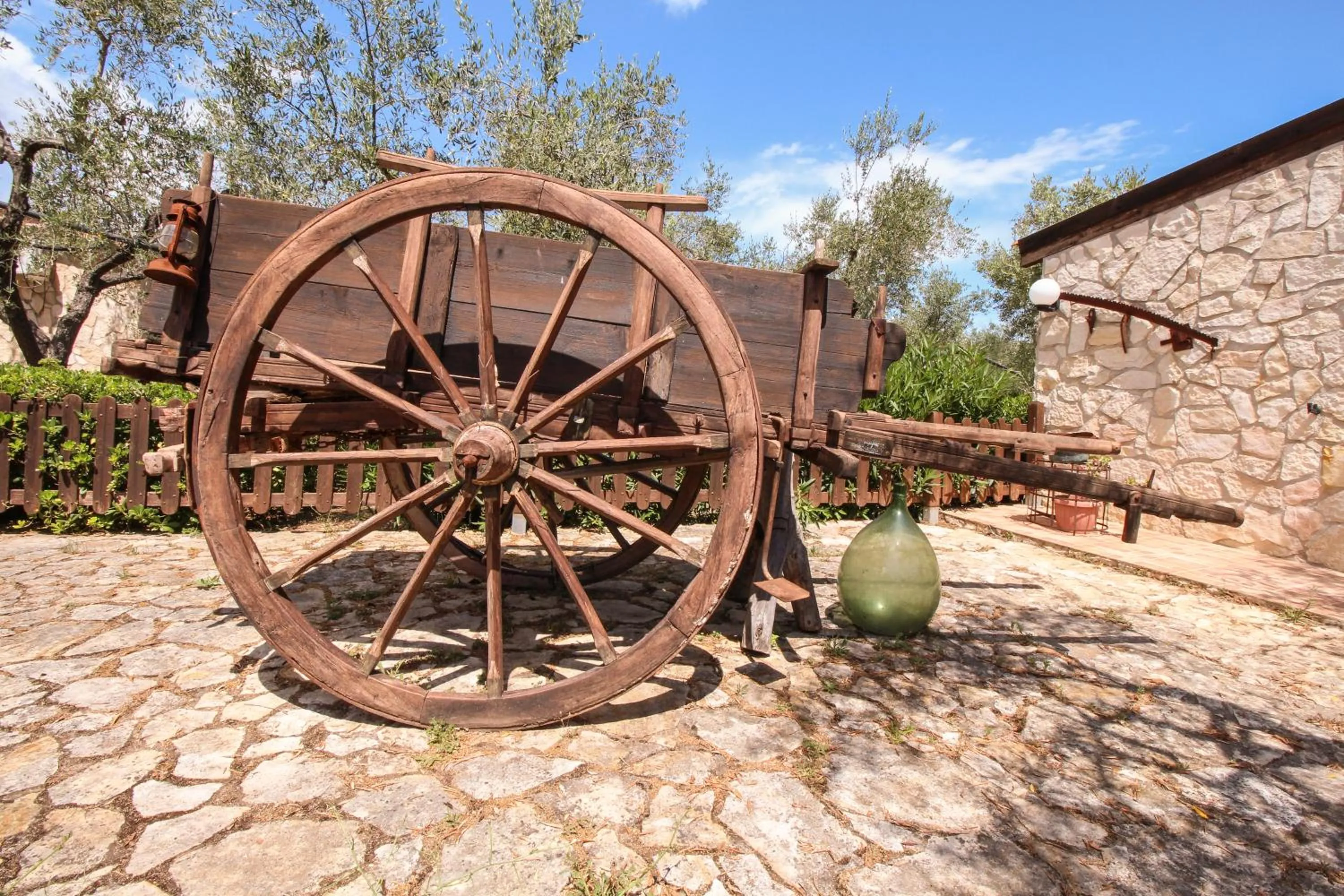 Decorative detail in Tenuta Padre Pio