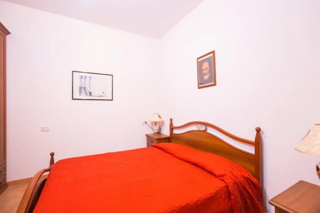 Bed in Tenuta Padre Pio