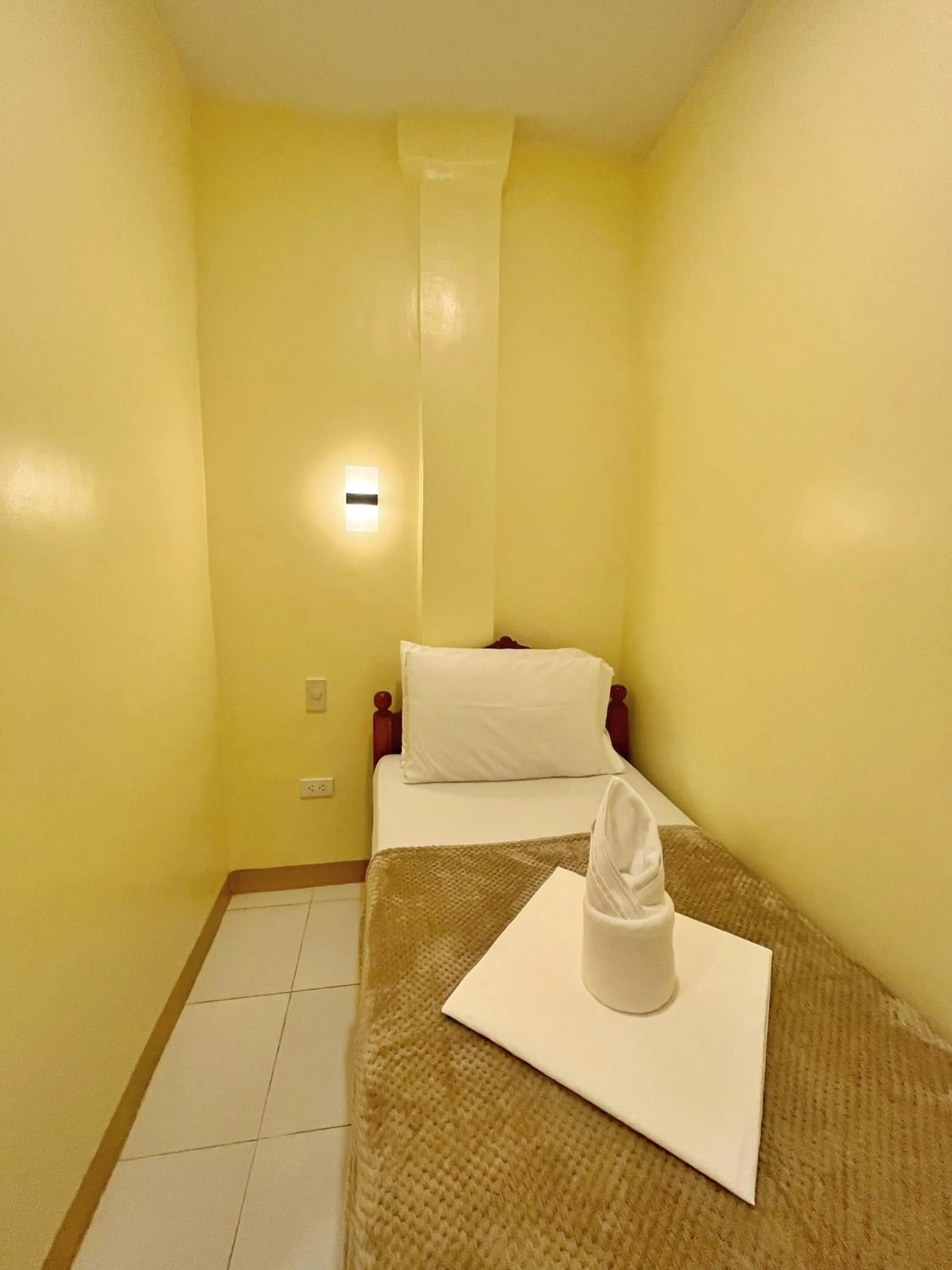 Bed in Zuric Pension House