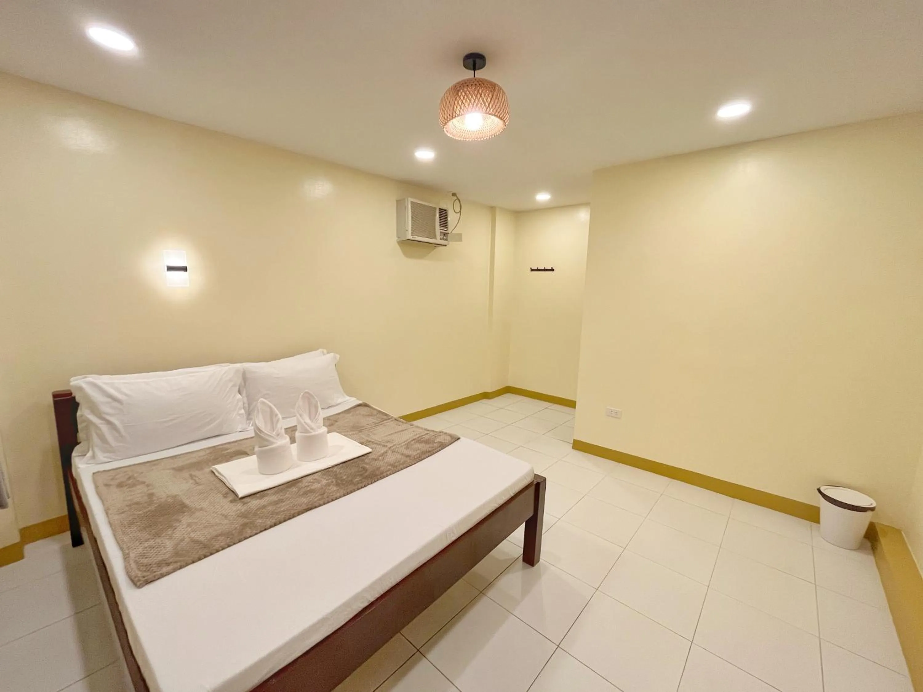 Bed in Zuric Pension House