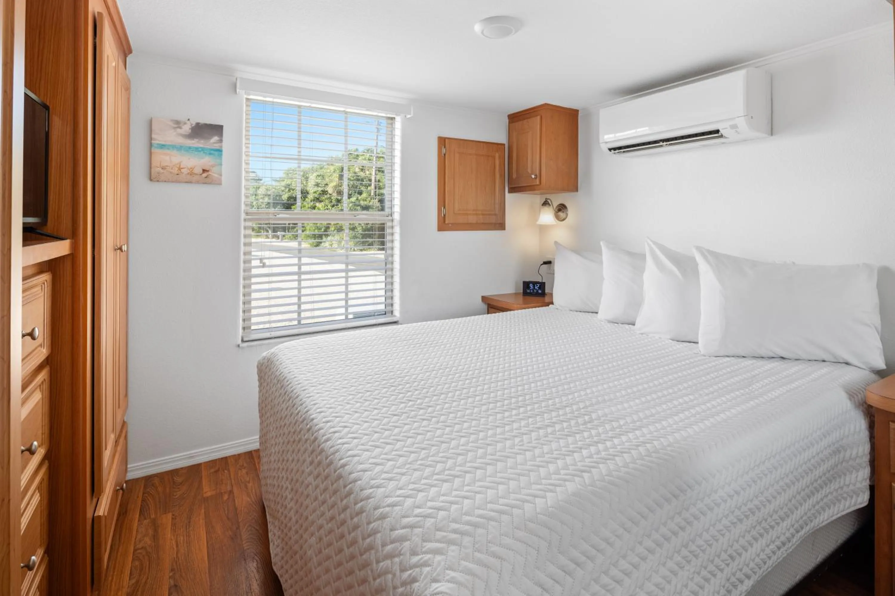 One-Bedroom Cottage in Sun Outdoors Marathon