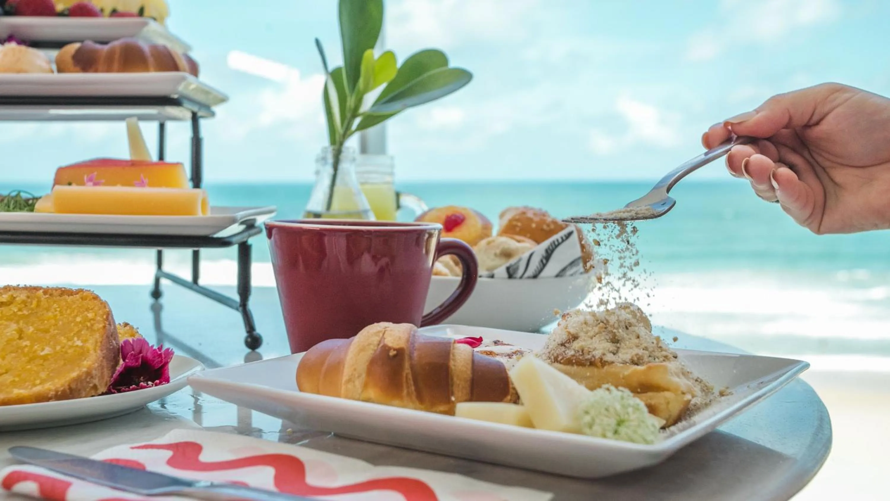 Food in Kembali Hotel Porto de Galinhas - Adults Only