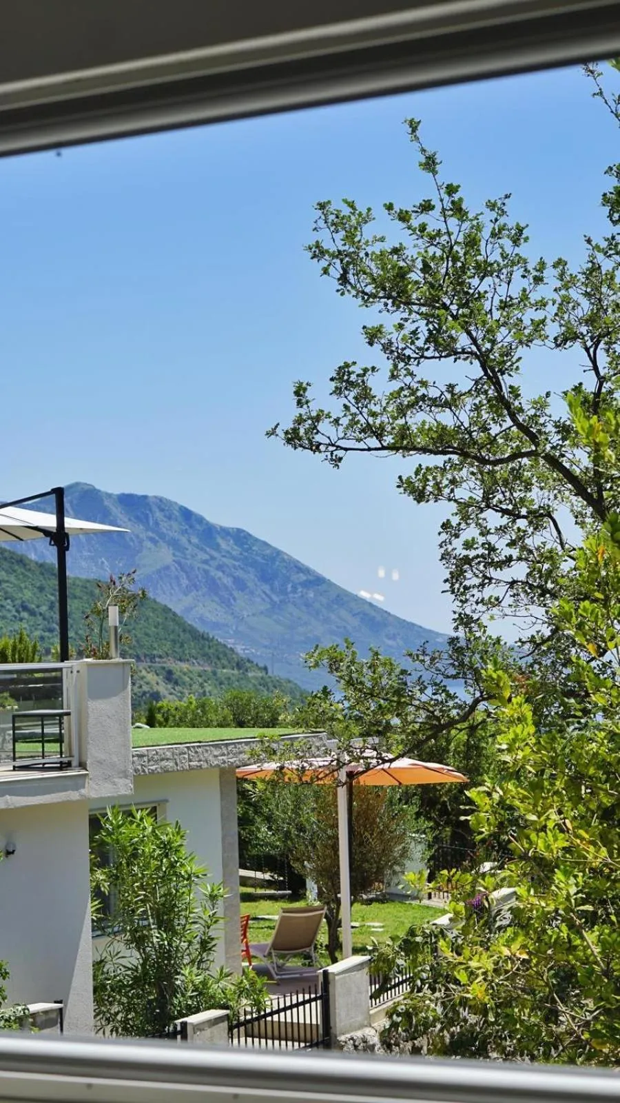 View (from property/room) in Hotel Reset