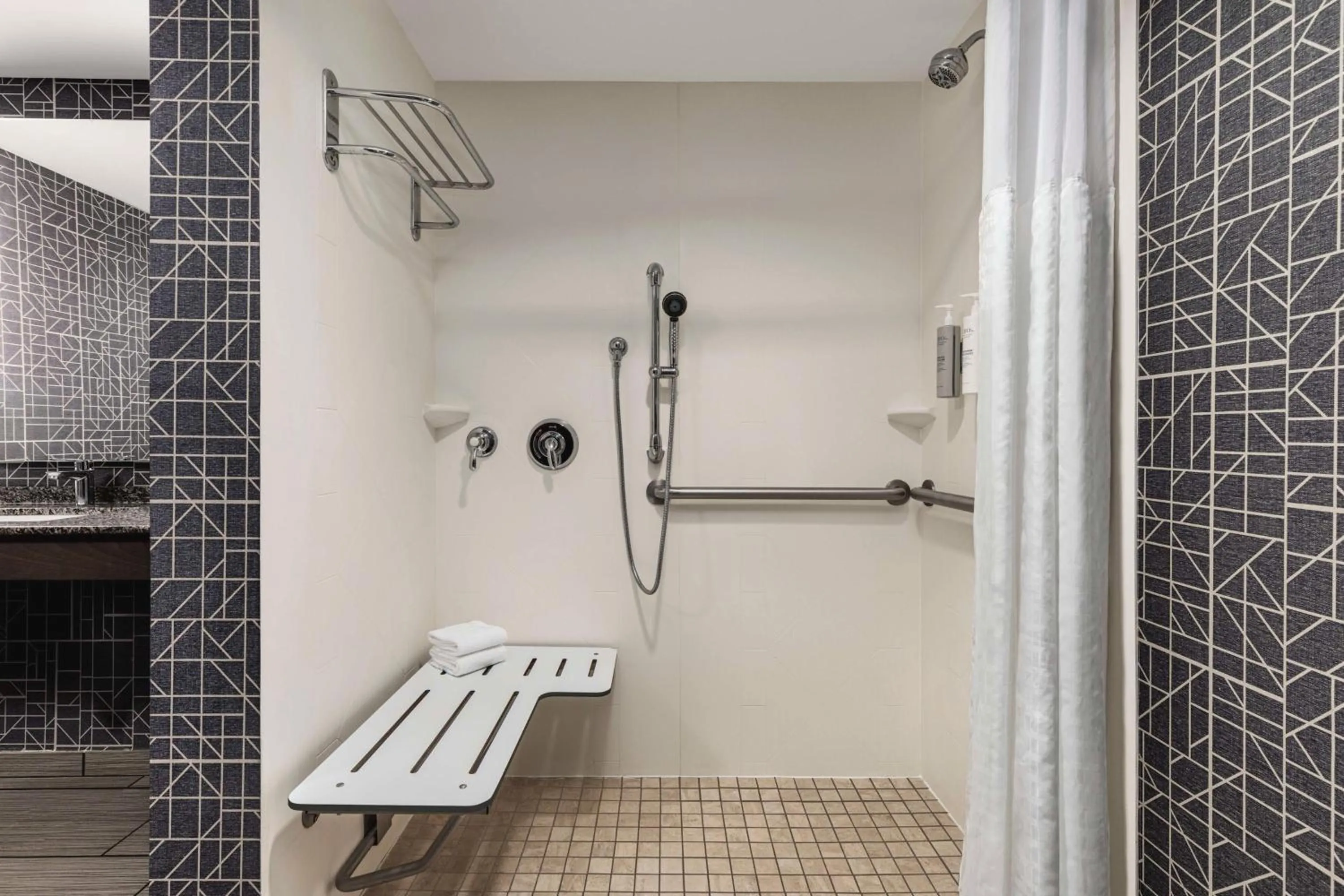 Bathroom in Homewood Suites by Hilton - Charlottesville