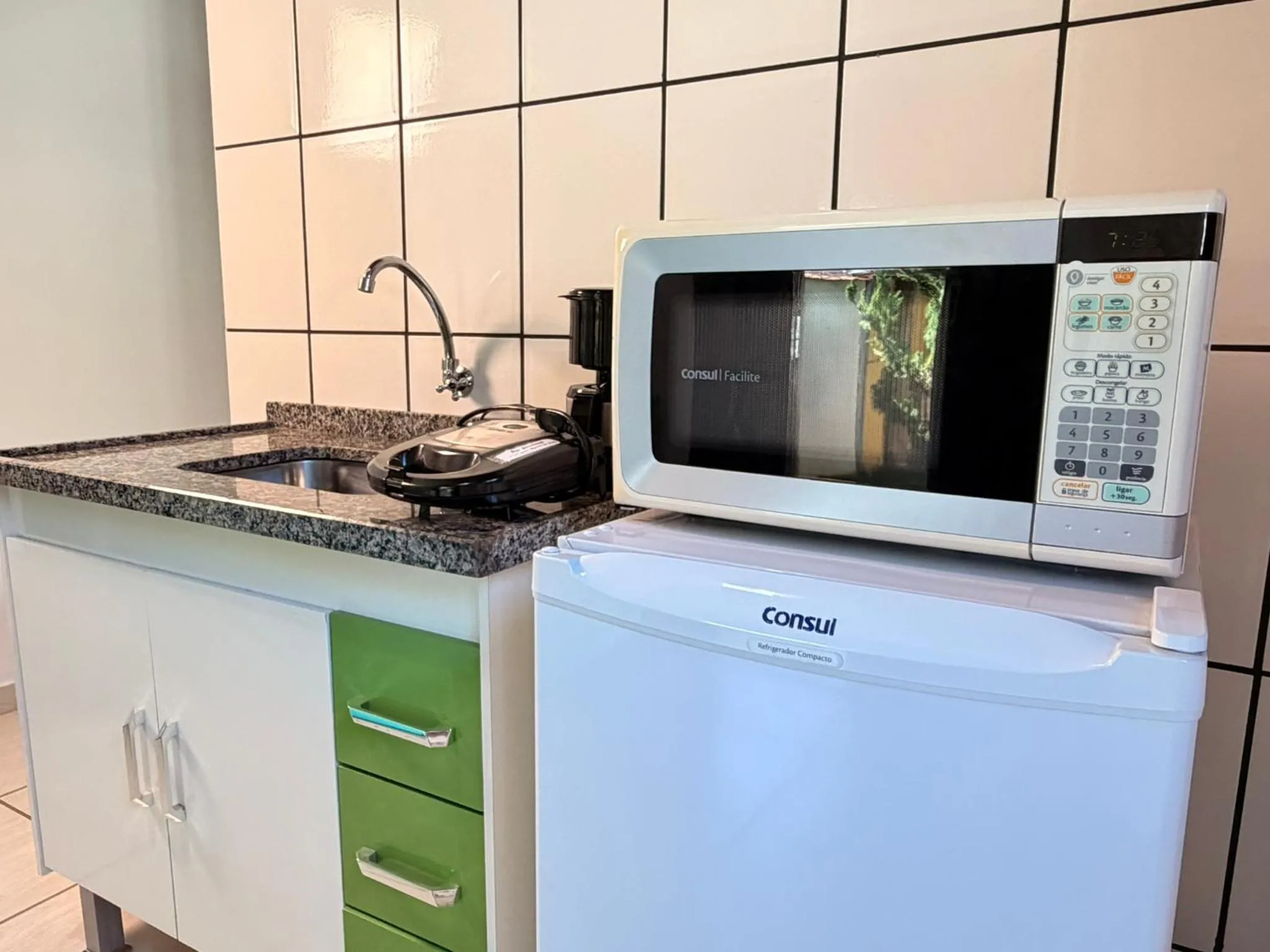 Kitchen or kitchenette in Juquinha Chalé