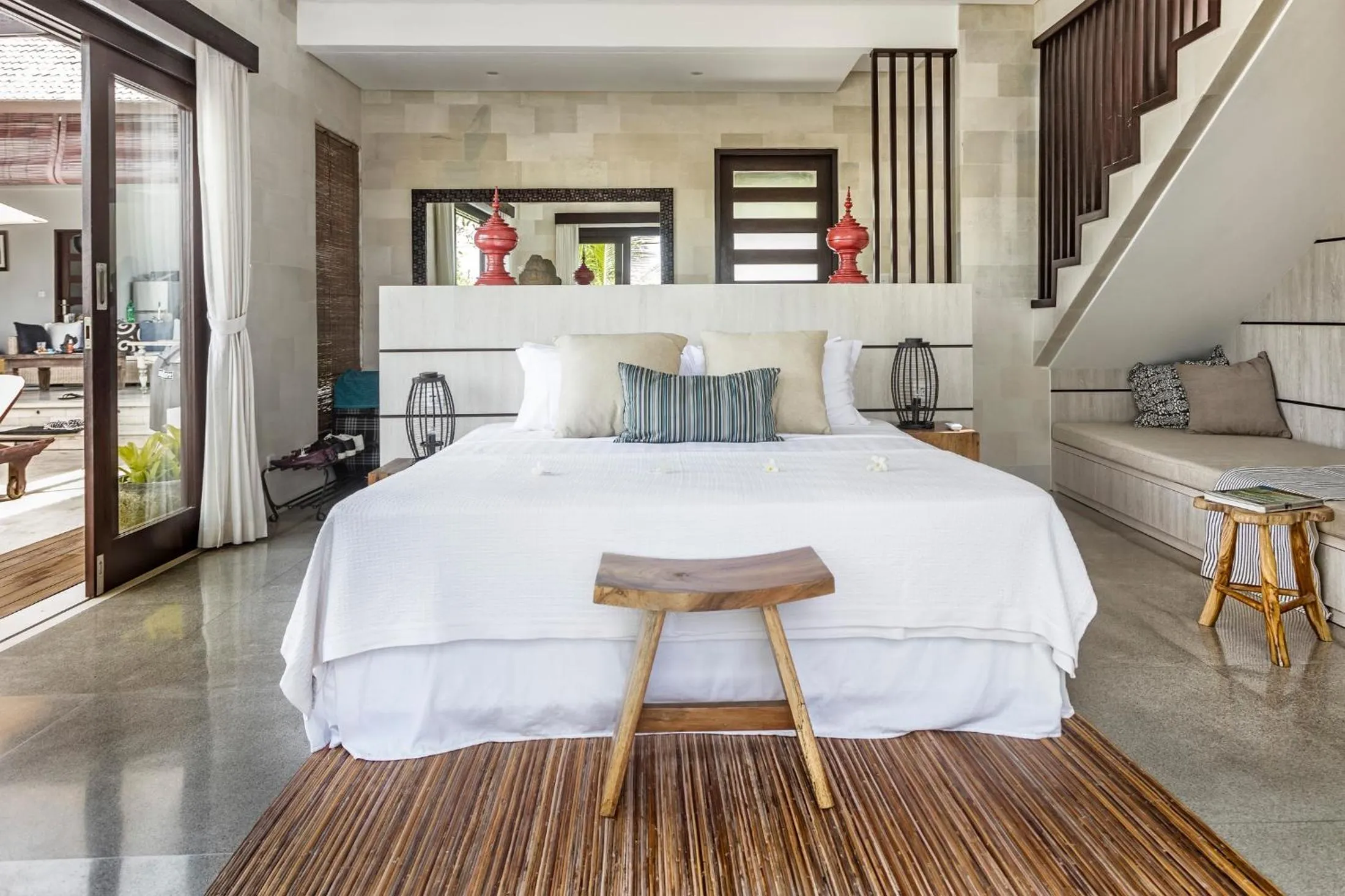 Bed in Lumi Villa Uluwatu