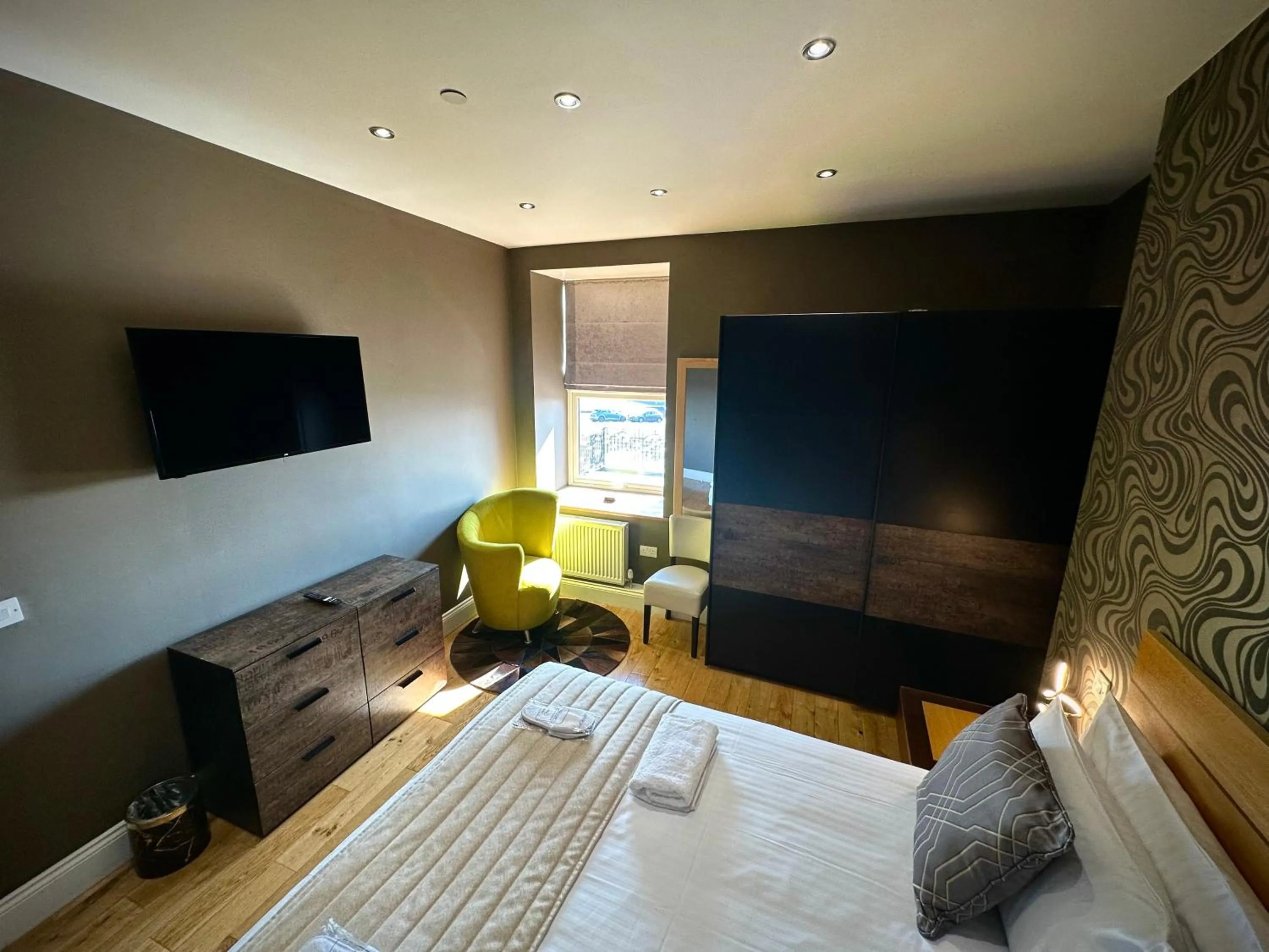 Bed in Halvard Apartments at Castletown