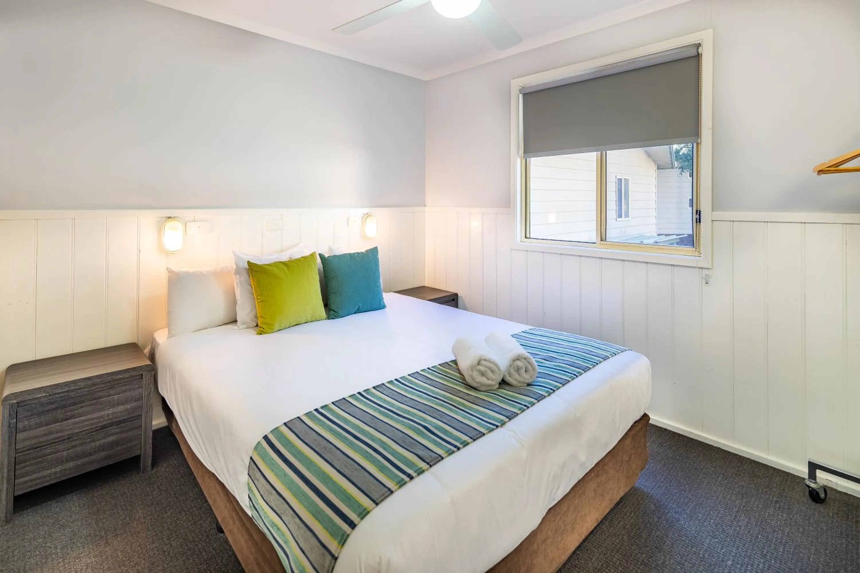 Bedroom, Bed in Ingenia Holidays One Mile Beach