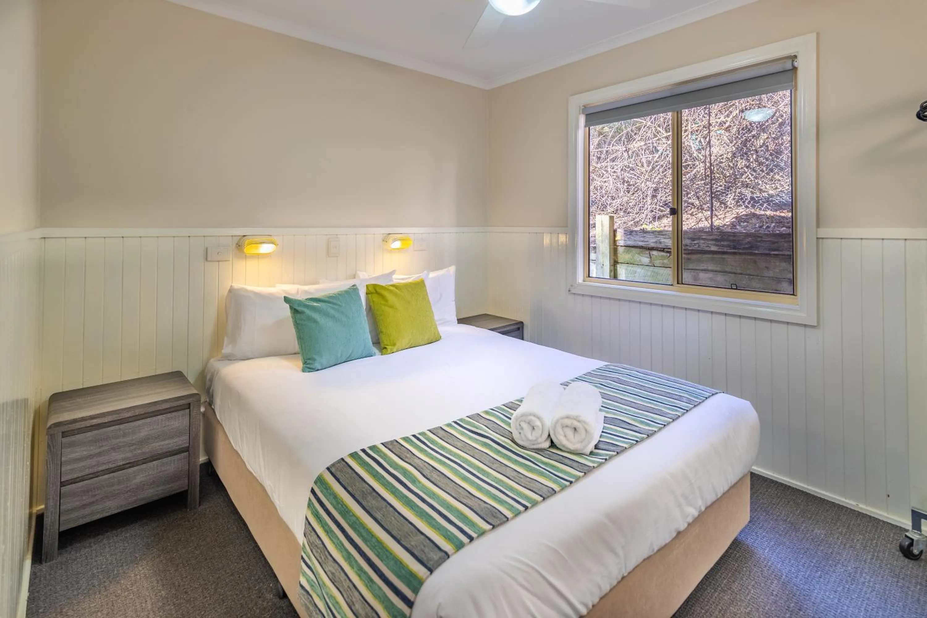 Photo of the whole room, Bed in Ingenia Holidays One Mile Beach